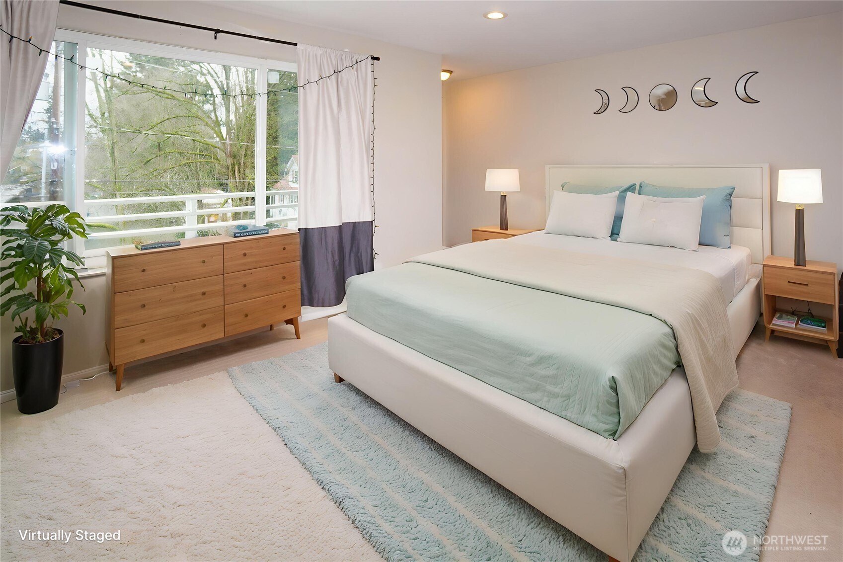 14948 6th Avenue S, Burien, WA 98168