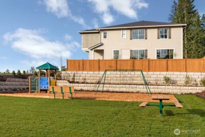 8526 42nd Place NE #75, Marysville, WA 98270 - Photo 11