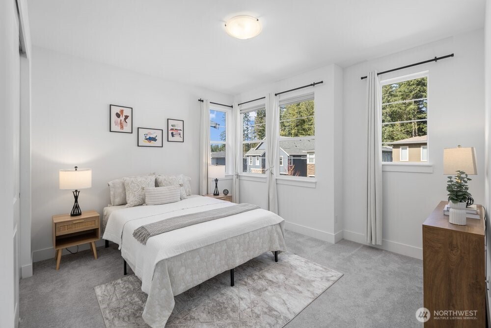 5820 155th Street SW, Edmonds, WA 98026