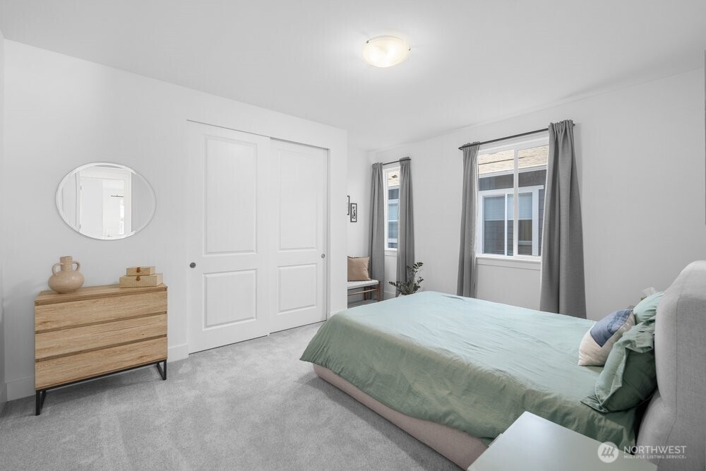 5820 155th Street SW, Edmonds, WA 98026