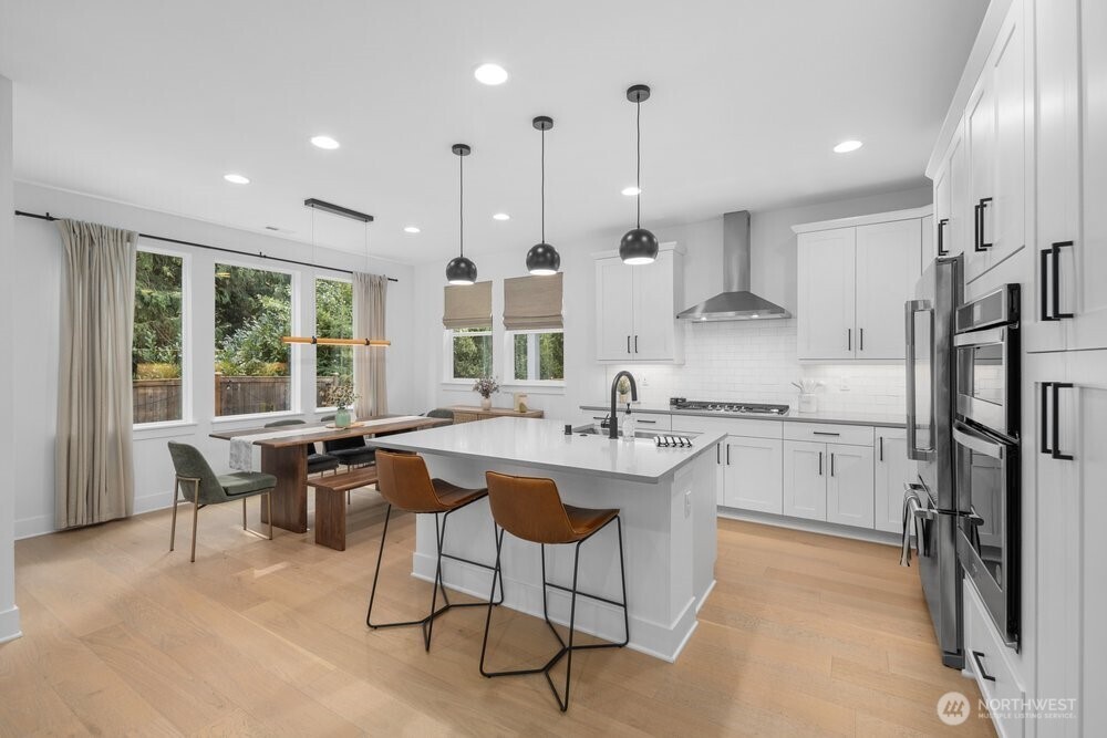 5820 155th Street SW, Edmonds, WA 98026