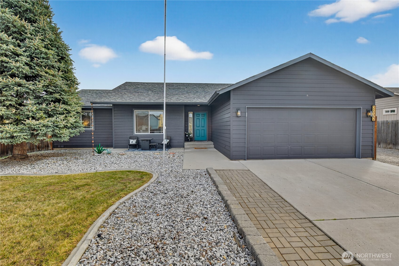 2532 Aviation Drive , East Wenatchee, WA 98802