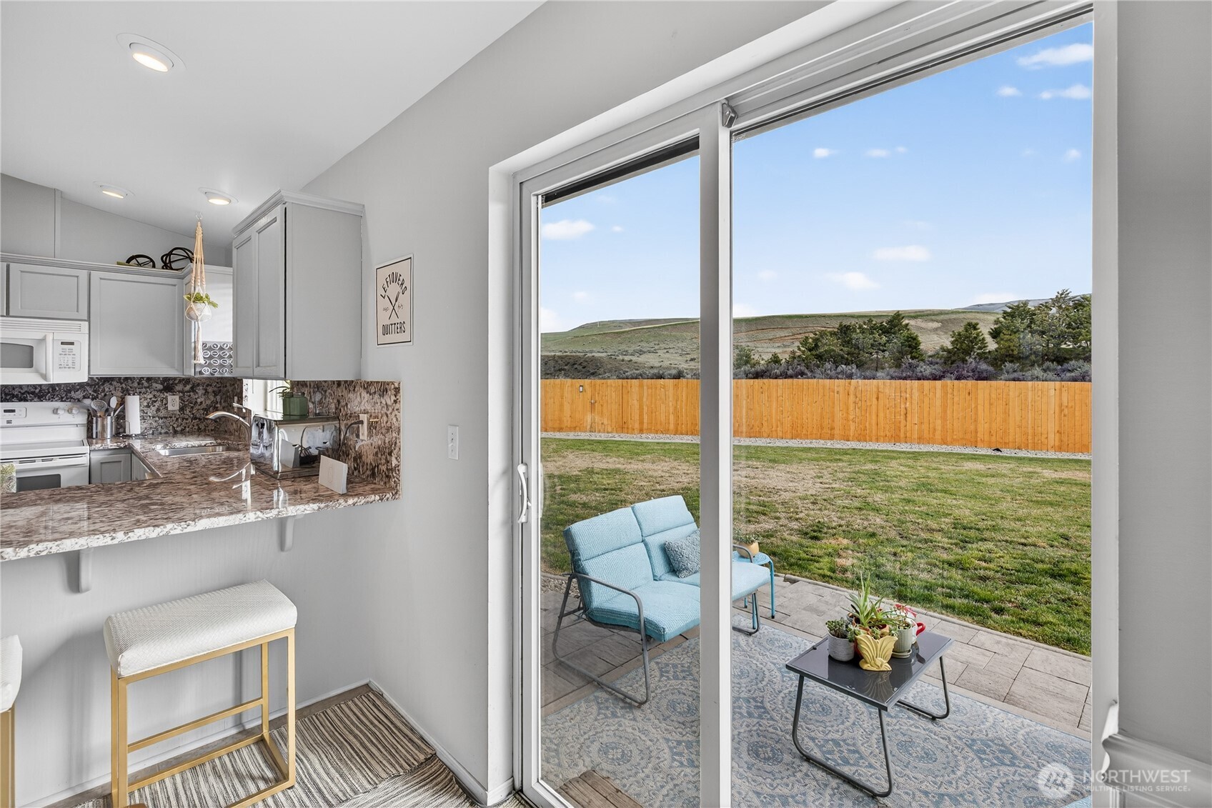 2532 Aviation Drive , East Wenatchee, WA 98802