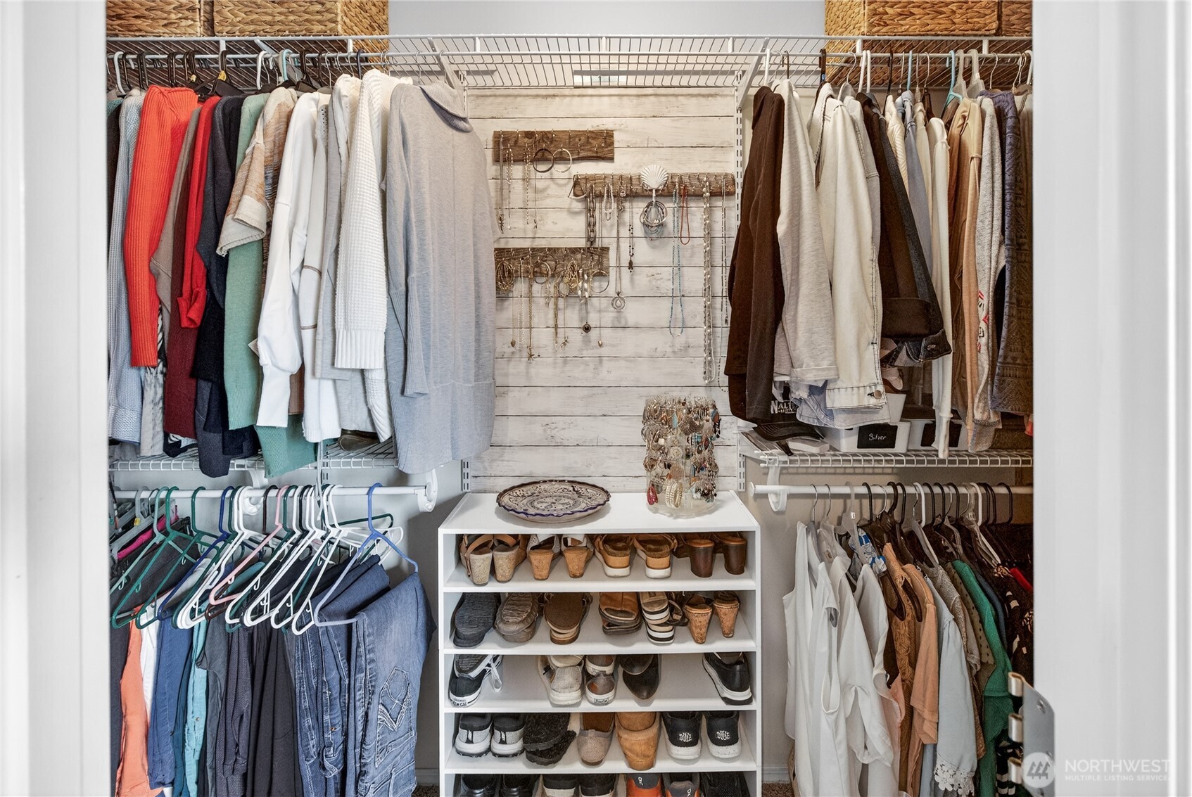 2532 Aviation Drive , East Wenatchee, WA 98802