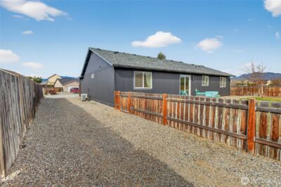 2532 Aviation Drive , East Wenatchee, WA 98802 - Photo 5