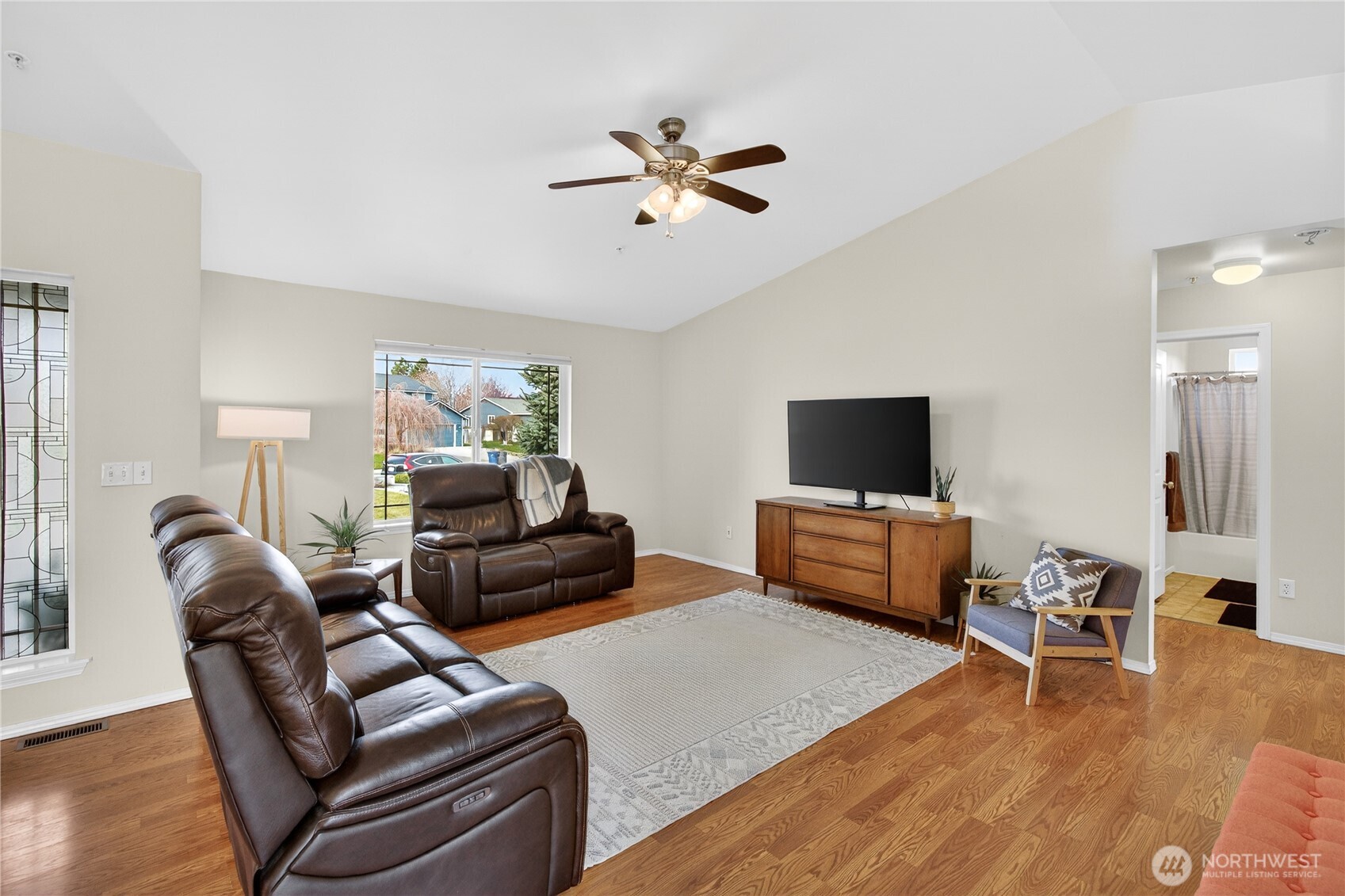 2532 Aviation Drive , East Wenatchee, WA 98802