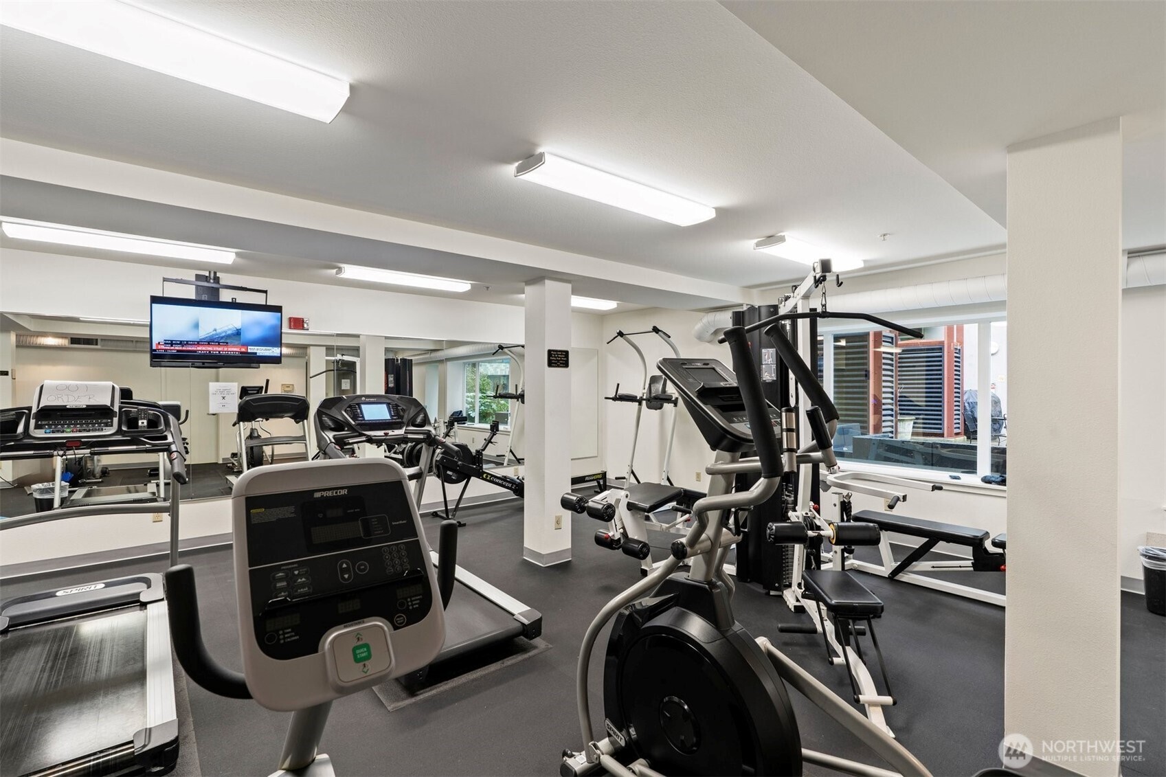 2717 Western Avenue #624, Seattle, WA 98121