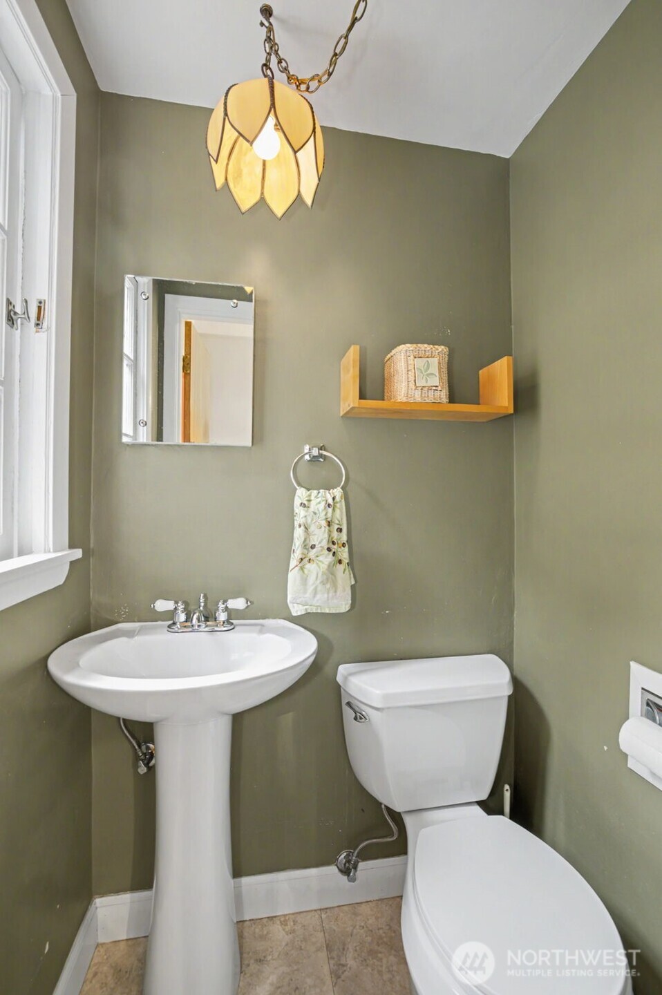 2431 SW 149th Place , Burien, WA 98166