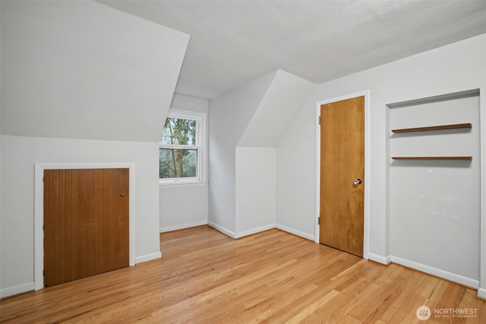 2431 SW 149th Place , Burien, WA 98166