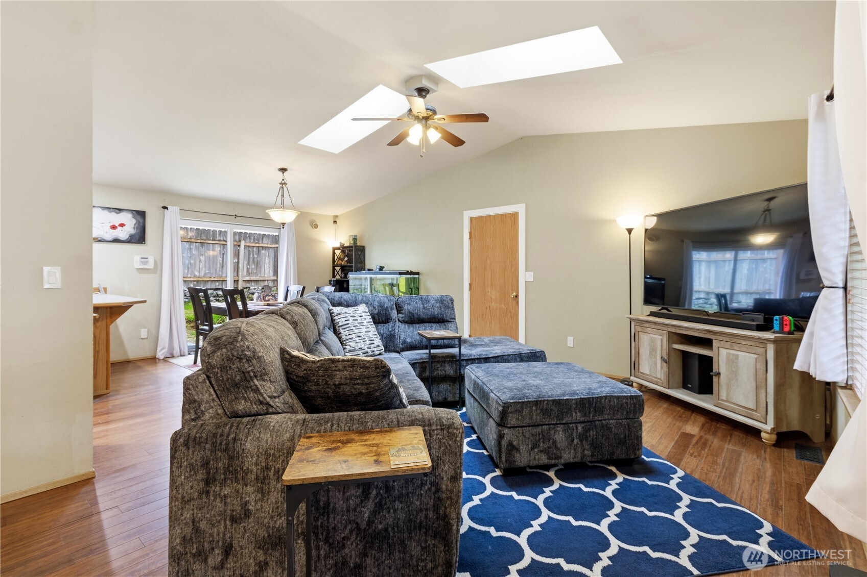 7350 E Raintree Lane , Port Orchard, WA 98366