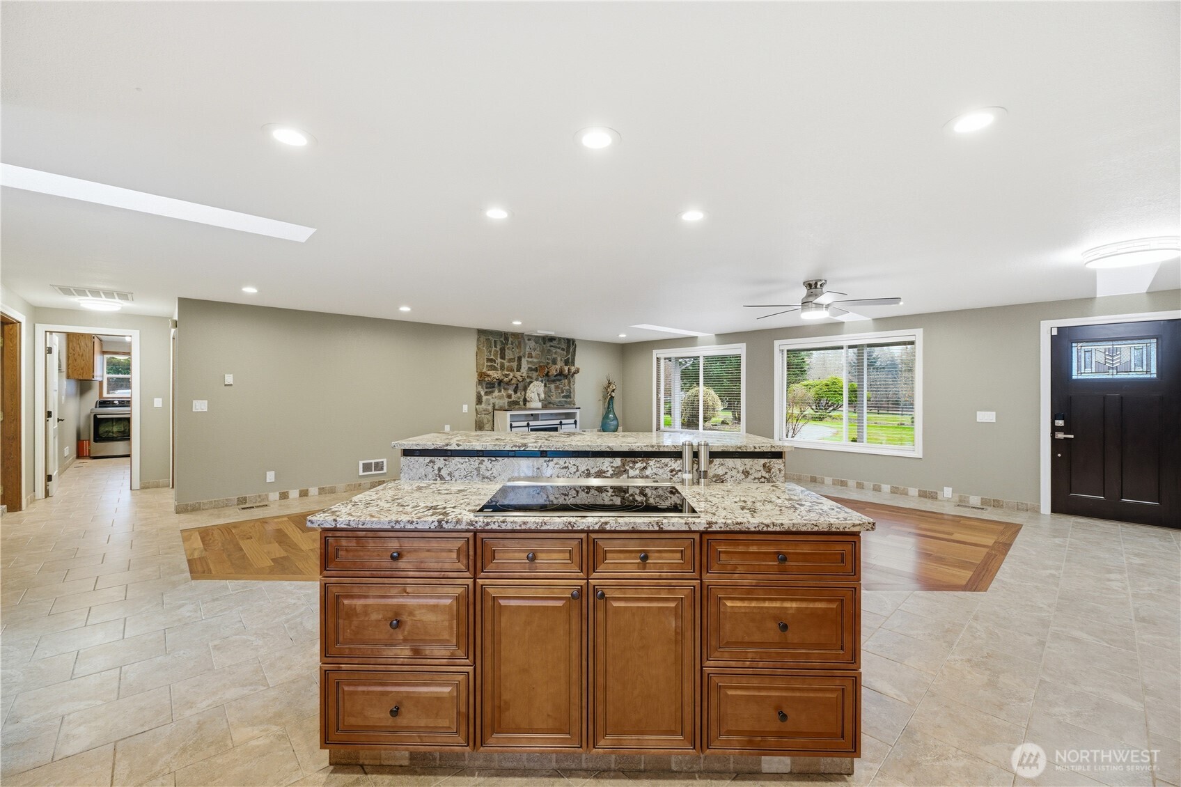 27420 SE 392nd Street , Enumclaw, WA 98022