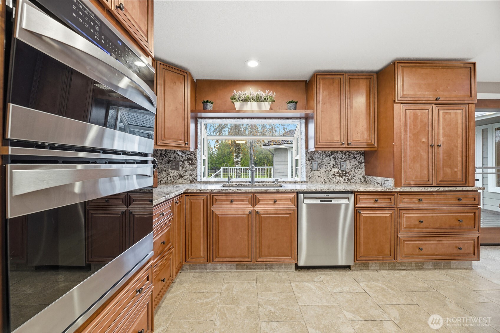 27420 SE 392nd Street , Enumclaw, WA 98022