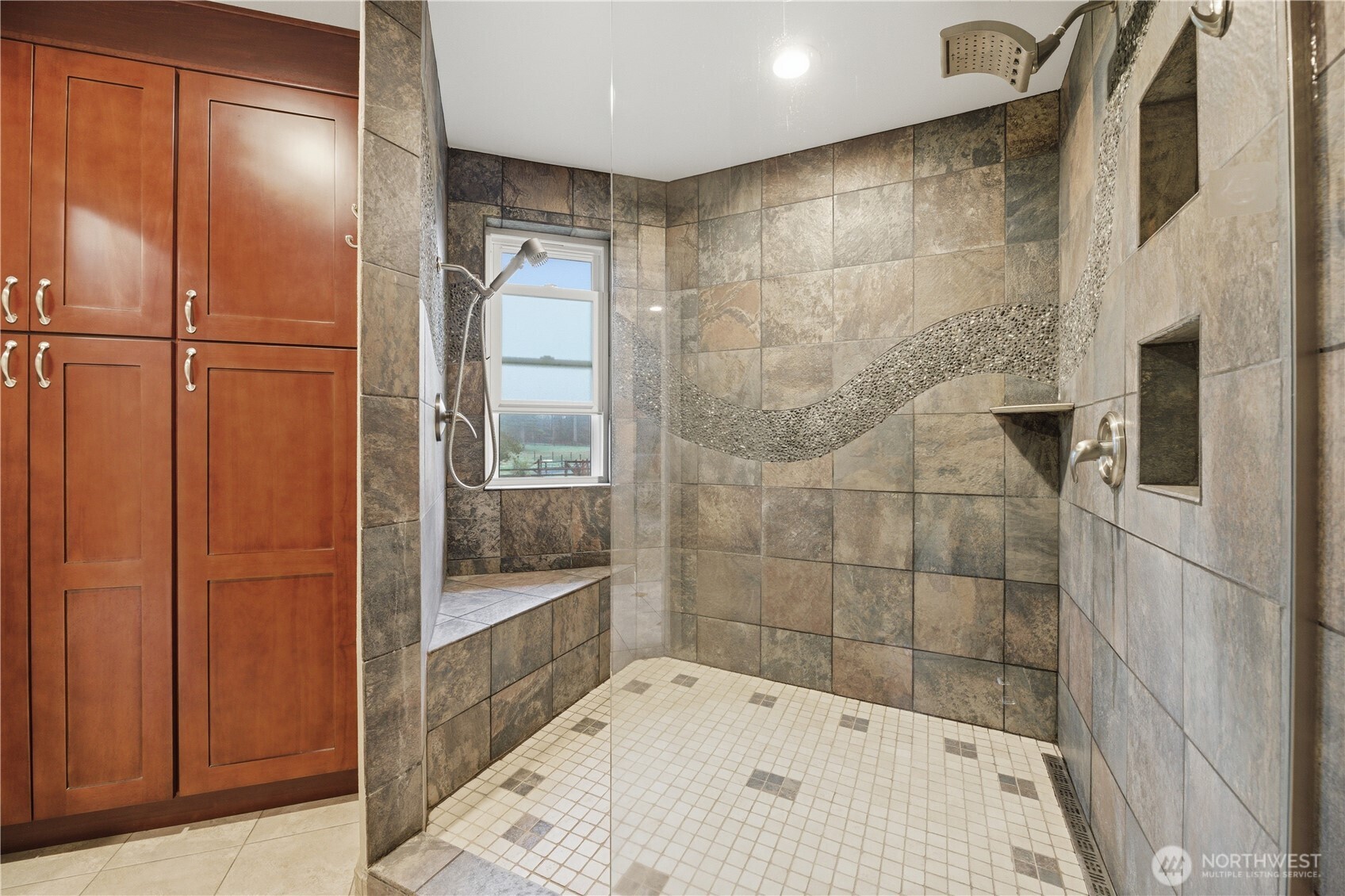 27420 SE 392nd Street , Enumclaw, WA 98022