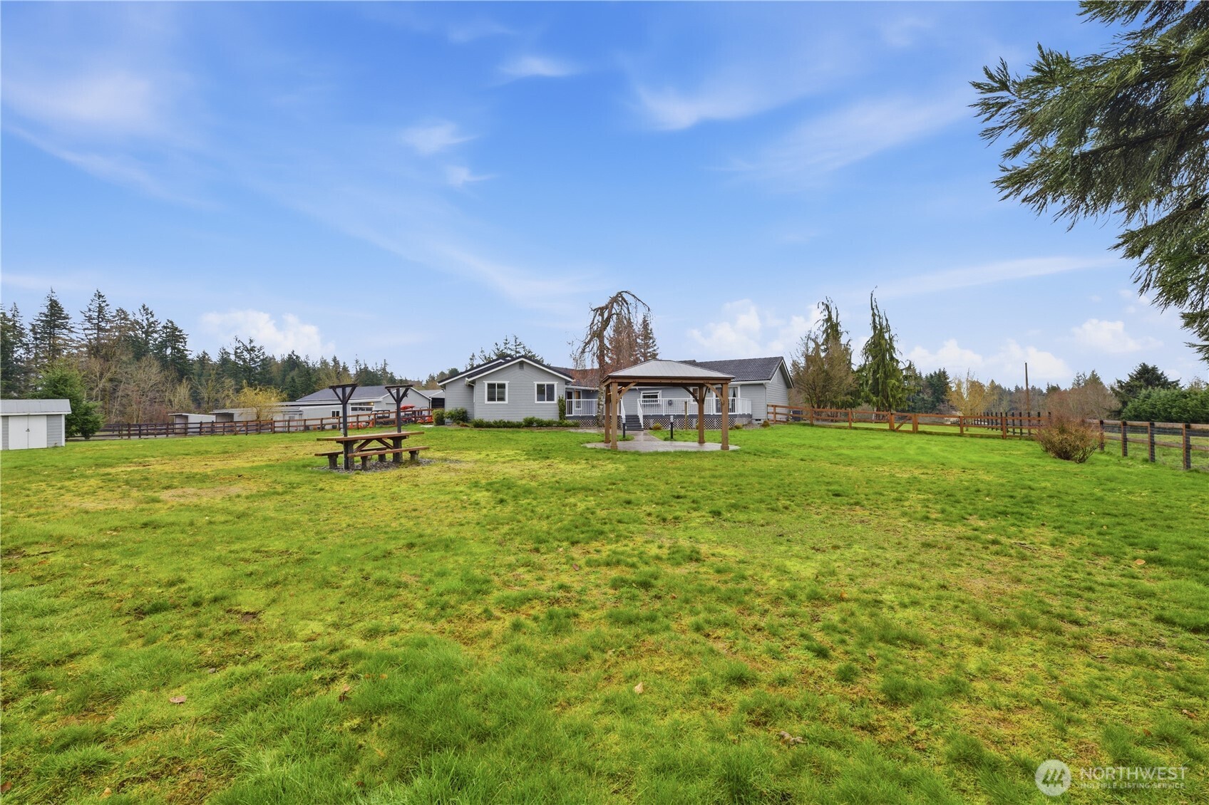 27420 SE 392nd Street , Enumclaw, WA 98022