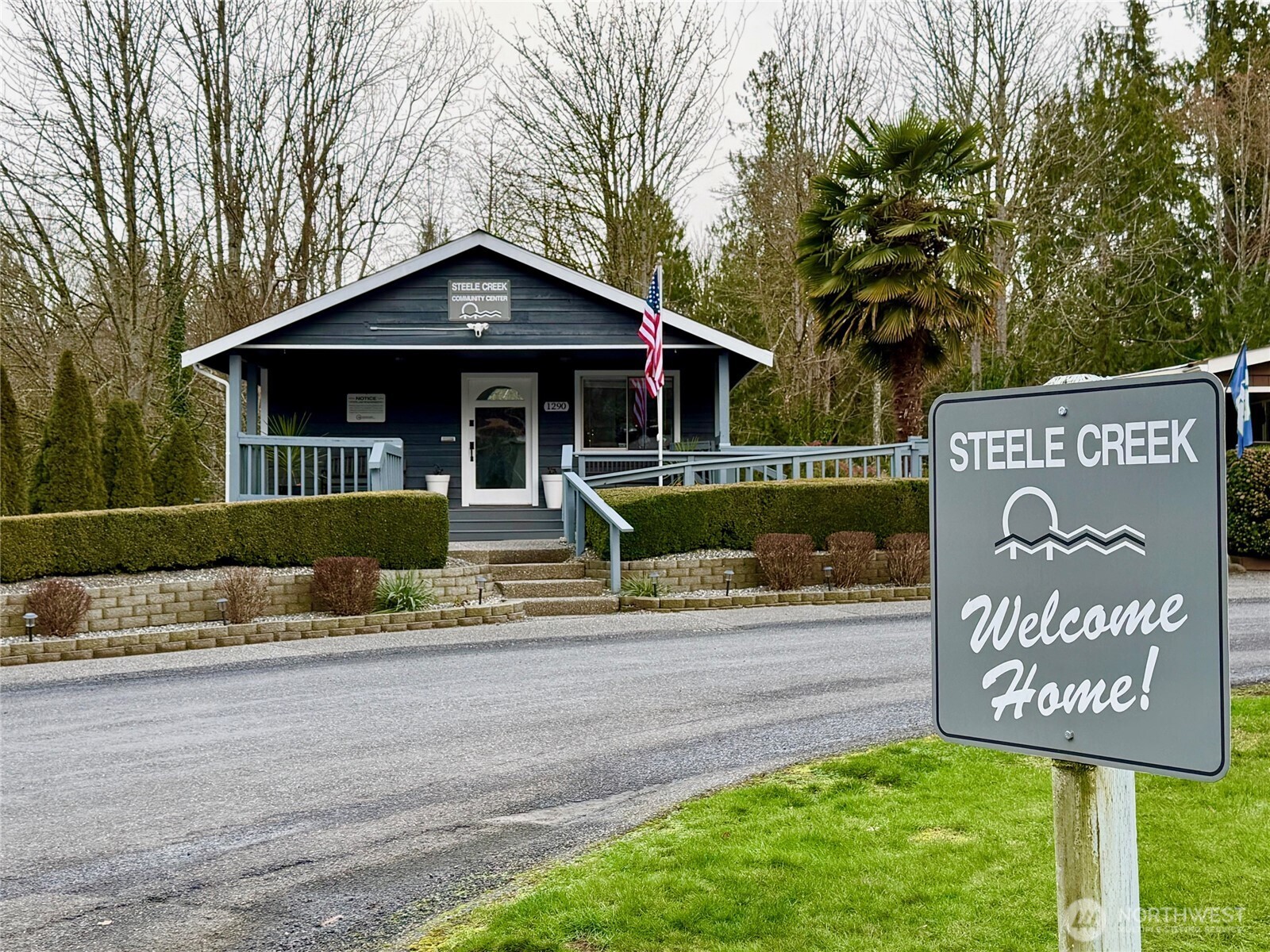 9065 Steele Creek Loop NE, Bremerton, WA 98311