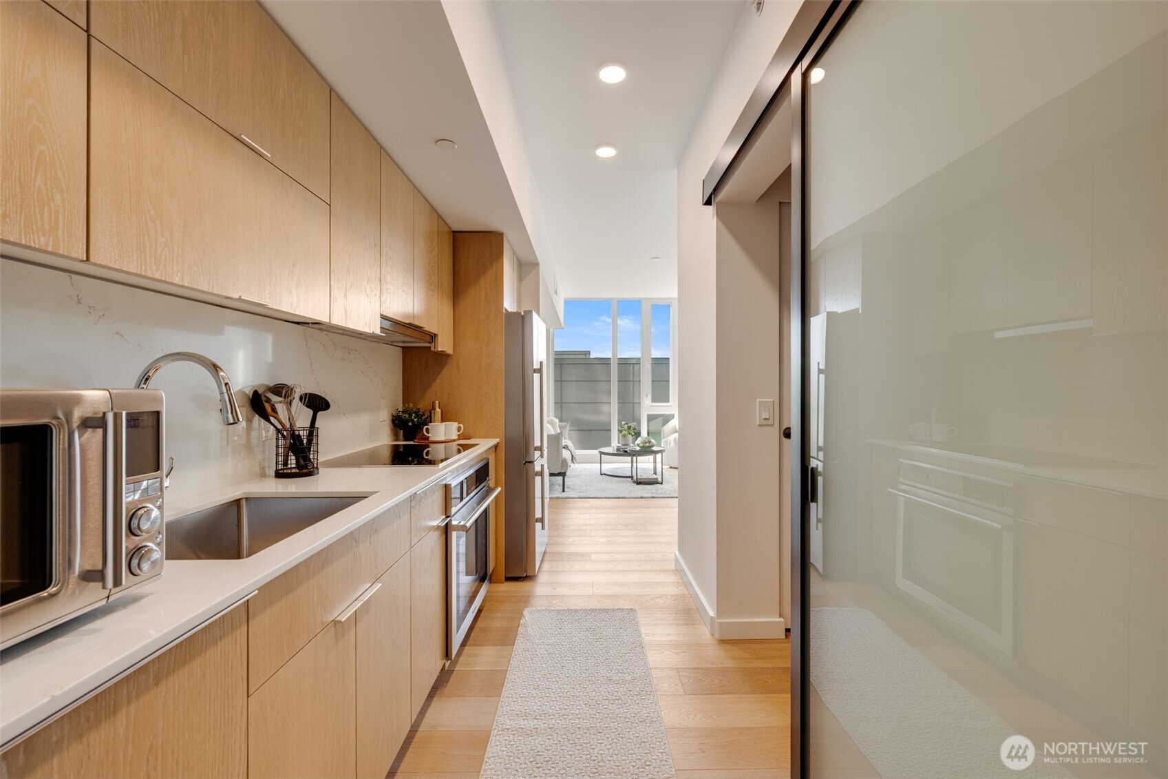 450 S Main Street #616, Seattle, WA 98104