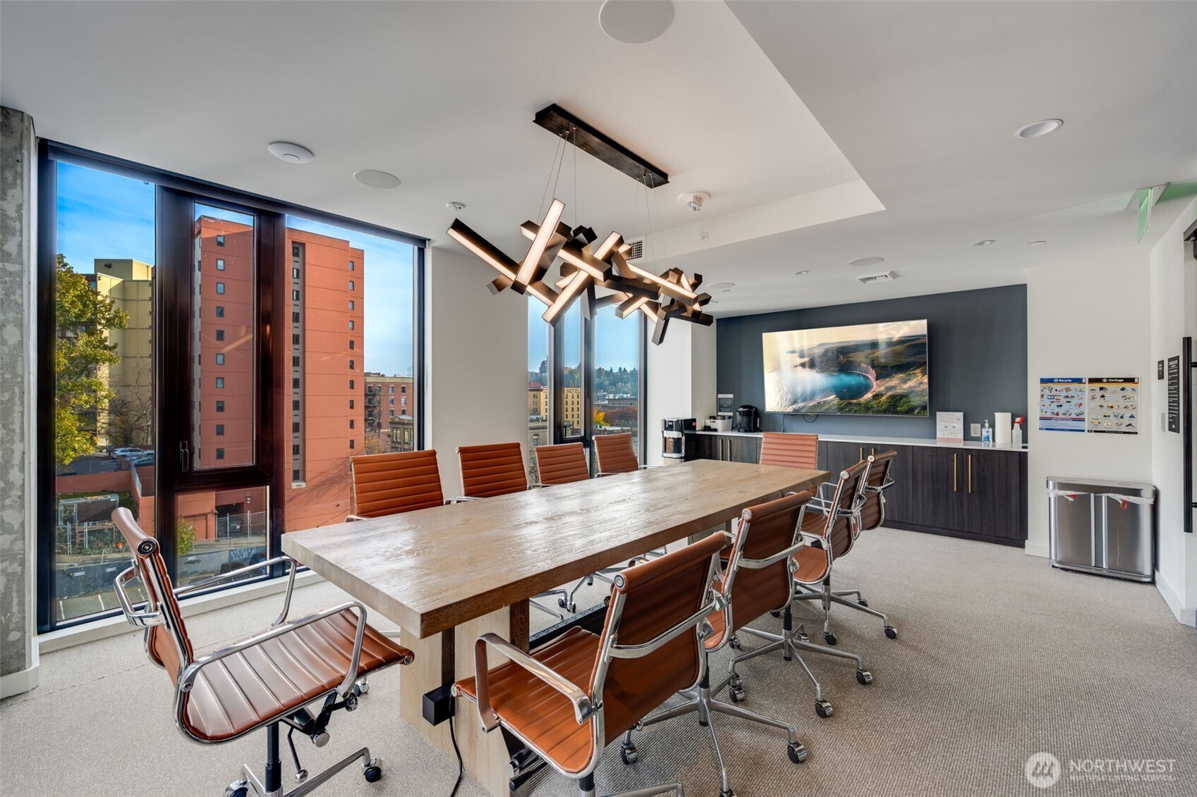 450 S Main Street #616, Seattle, WA 98104