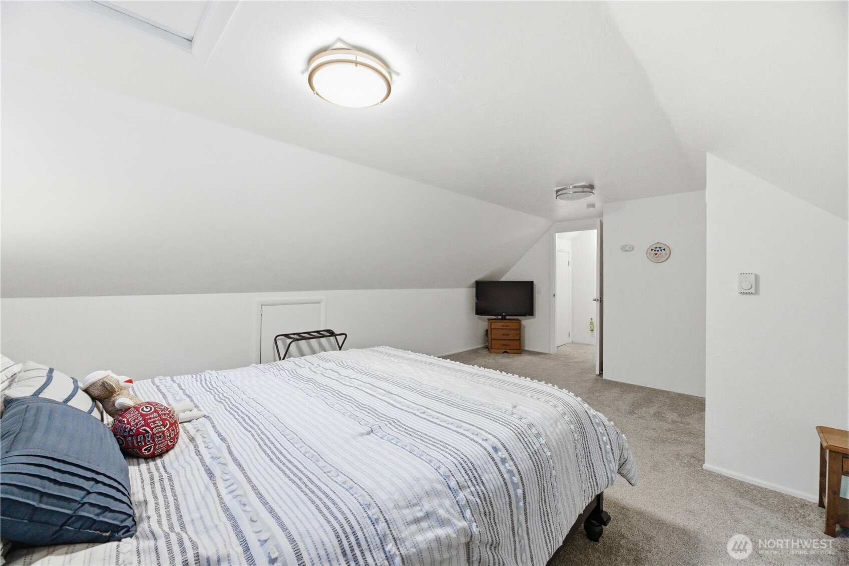 1913 Deville Drive NW, Bremerton, WA 98312