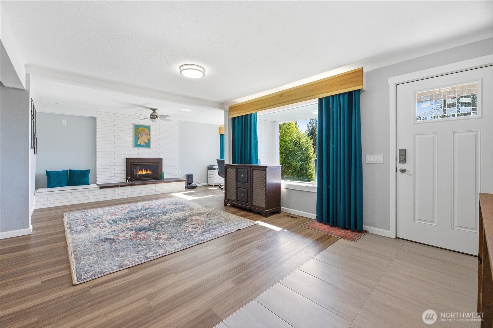 1913 Deville Drive NW, Bremerton, WA 98312