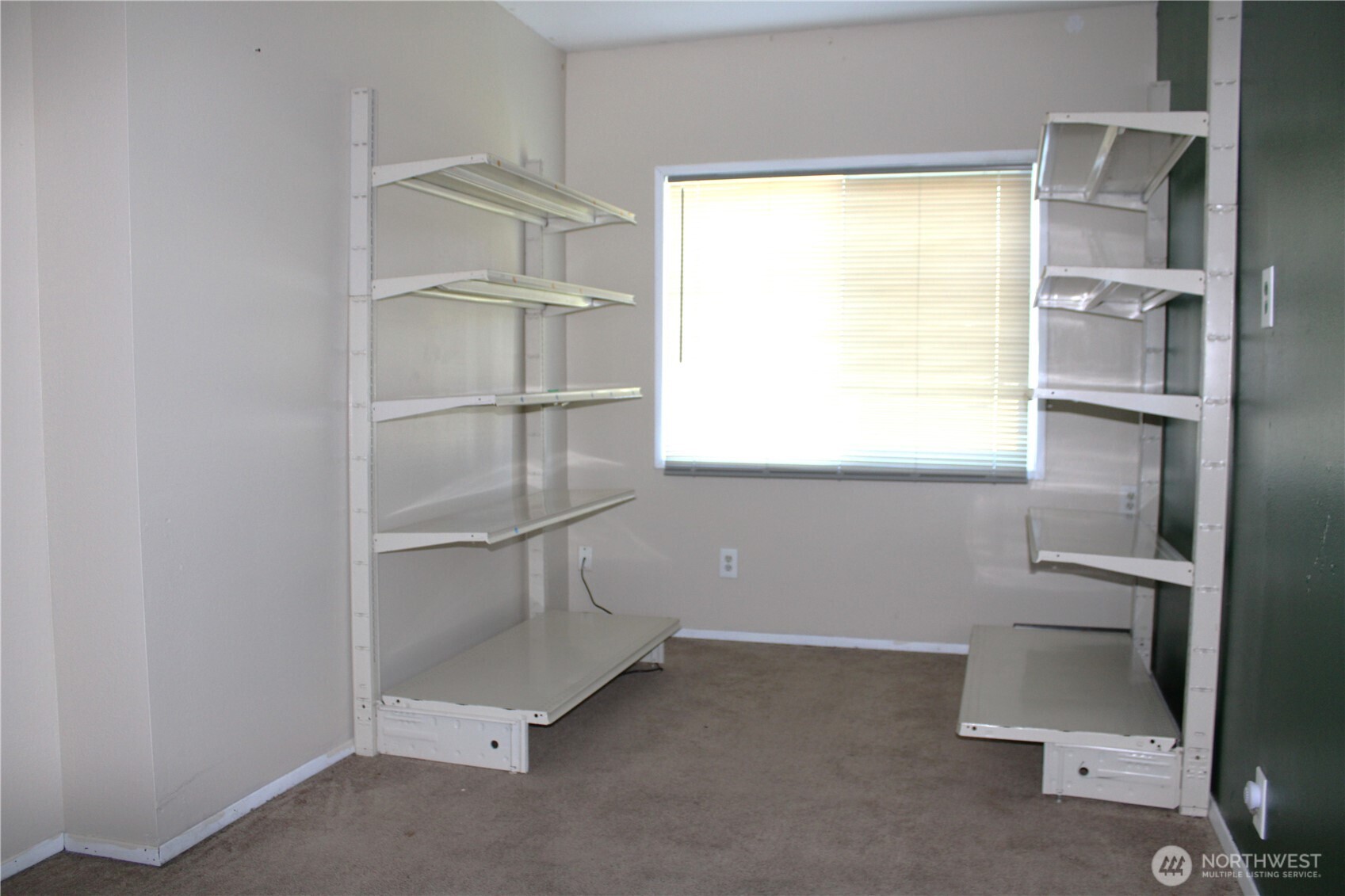 1420 Simpson Avenue , Aberdeen, WA 98520