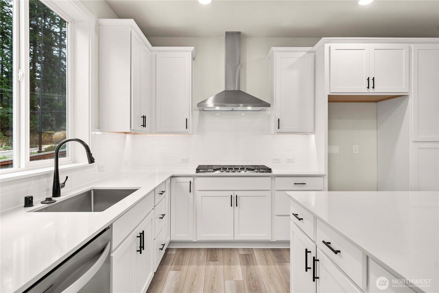 17505 NE Midnight Sun Loop , Poulsbo, WA 98370