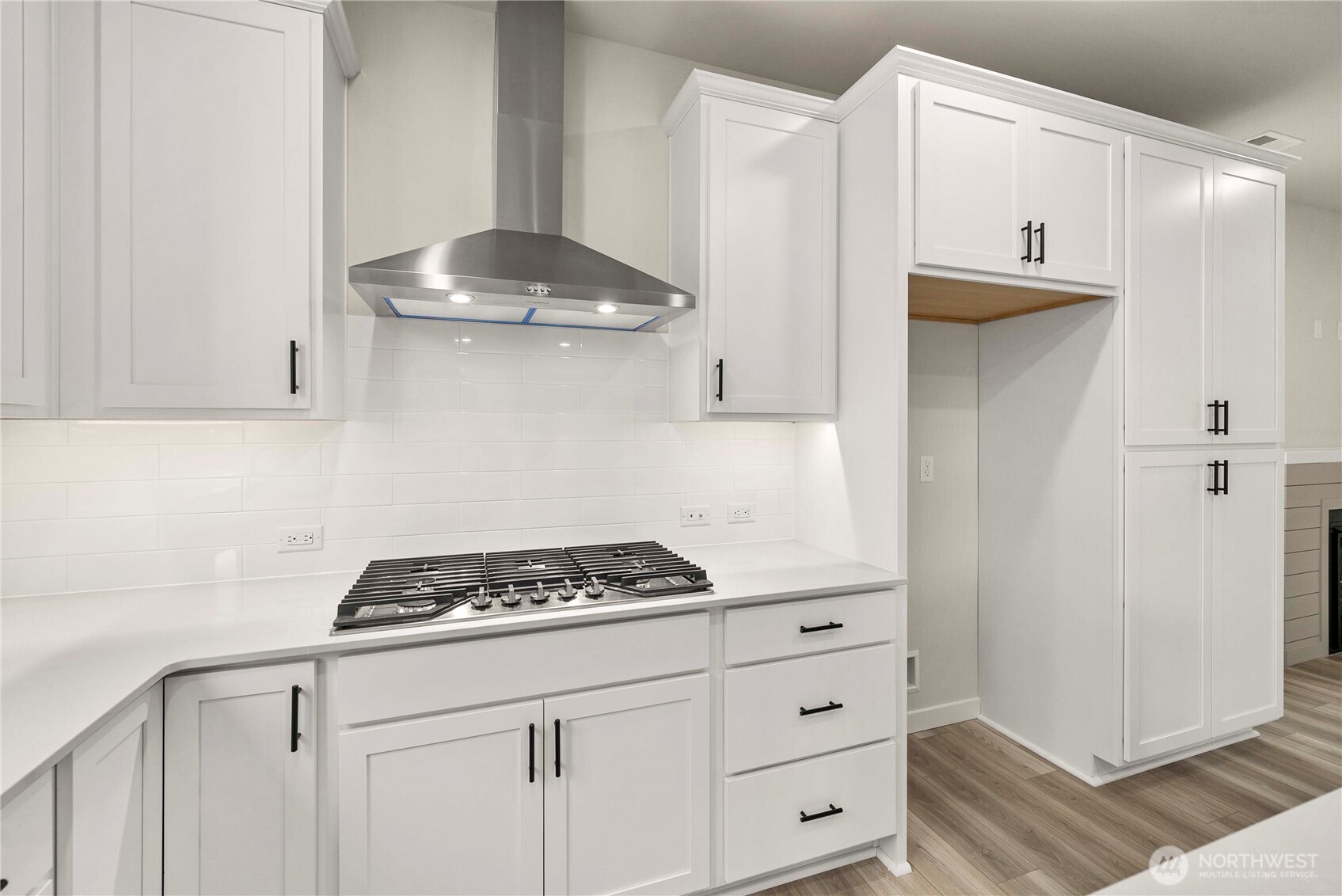 17505 NE Midnight Sun Loop , Poulsbo, WA 98370