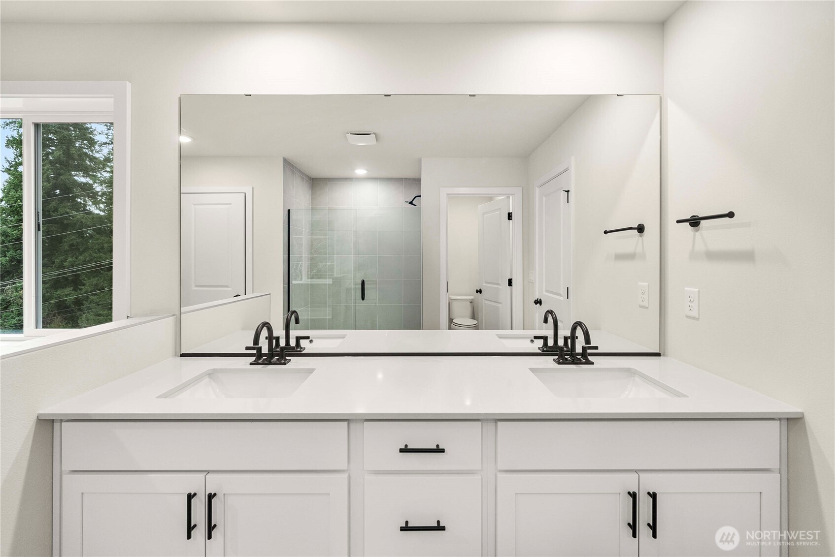 17505 NE Midnight Sun Loop , Poulsbo, WA 98370