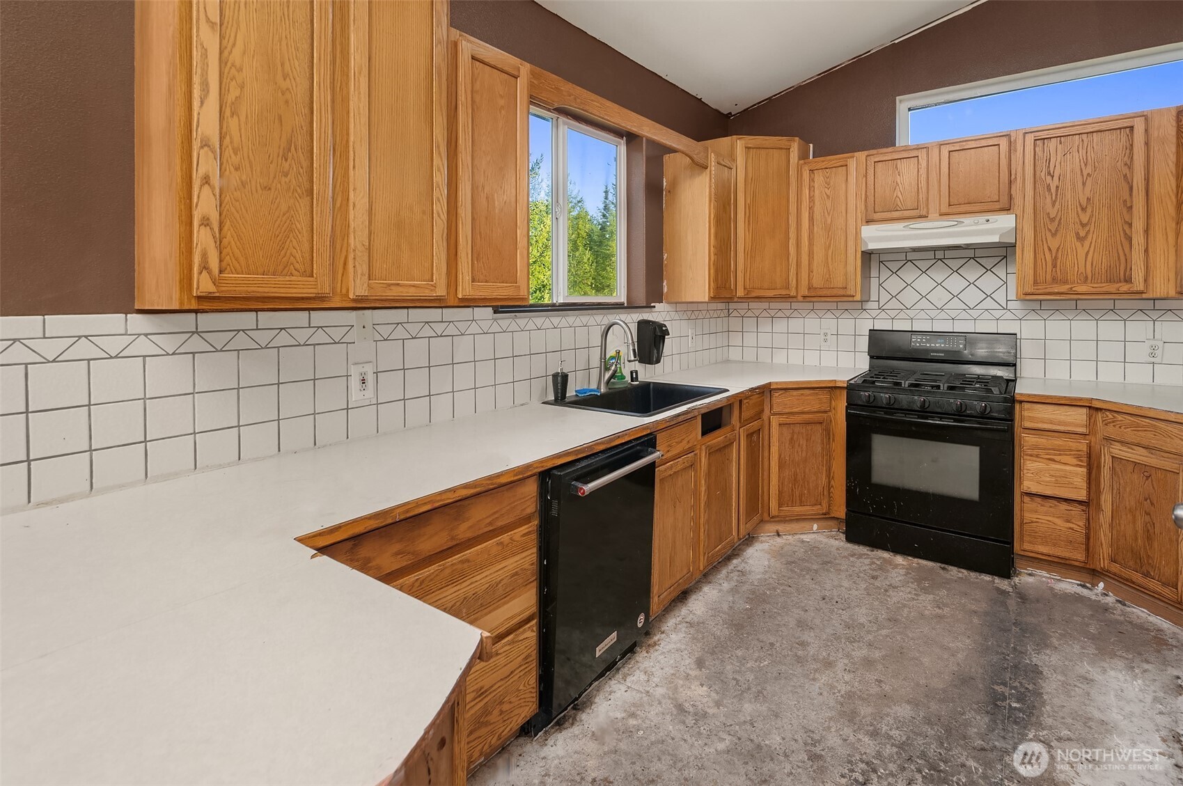 13611 W Ludvick Lake Drive , Seabeck, WA 98380