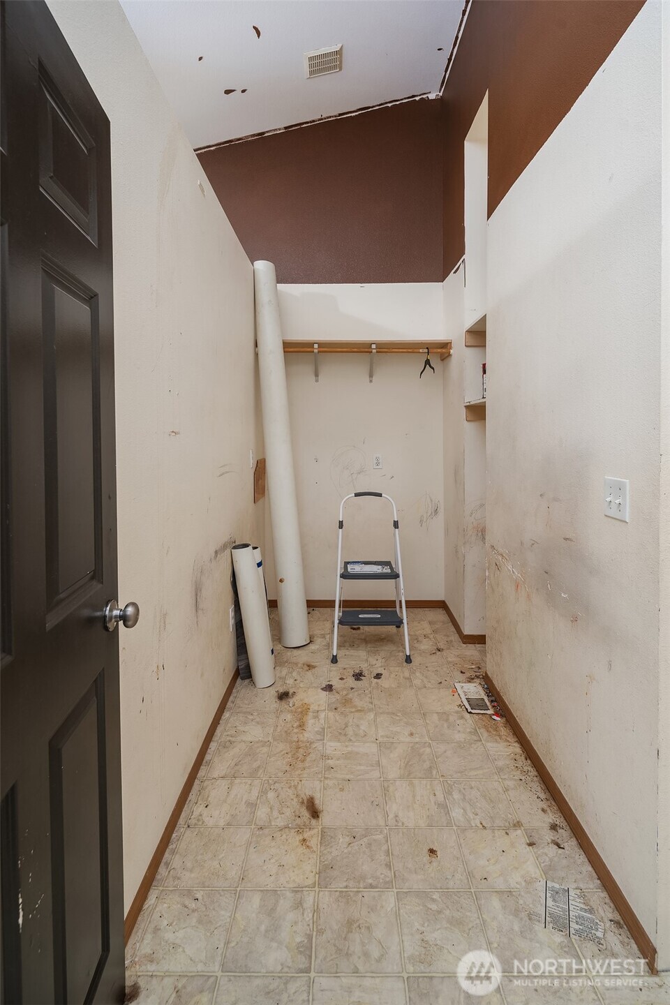 13611 W Ludvick Lake Drive , Seabeck, WA 98380