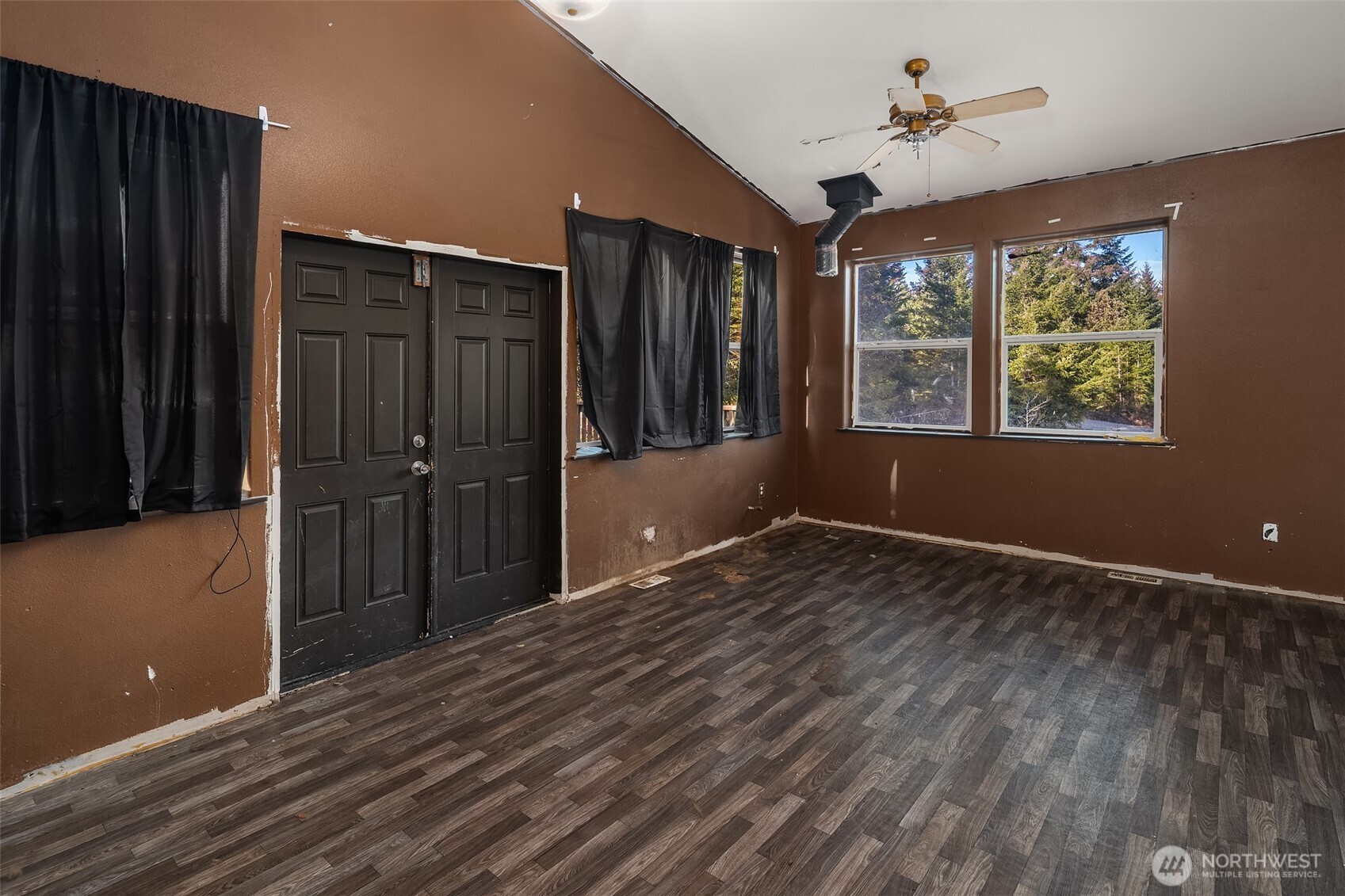 13611 W Ludvick Lake Drive , Seabeck, WA 98380