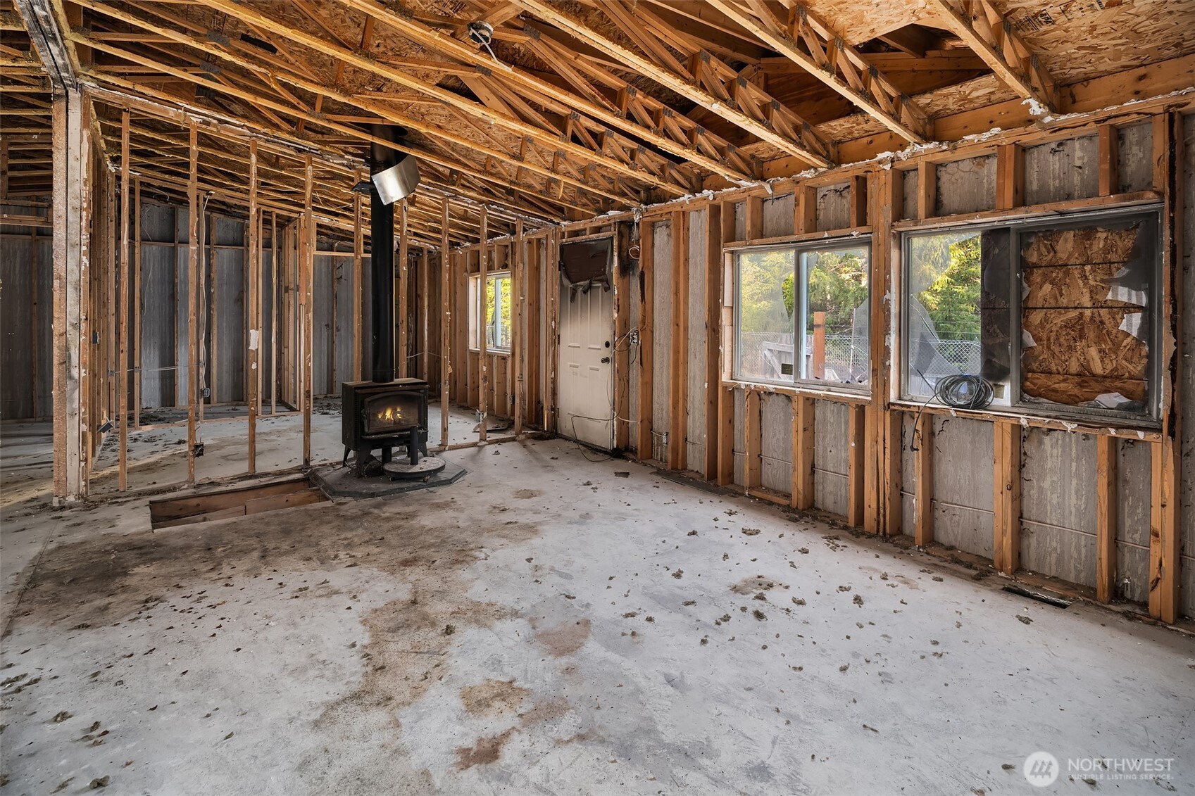 13611 W Ludvick Lake Drive , Seabeck, WA 98380