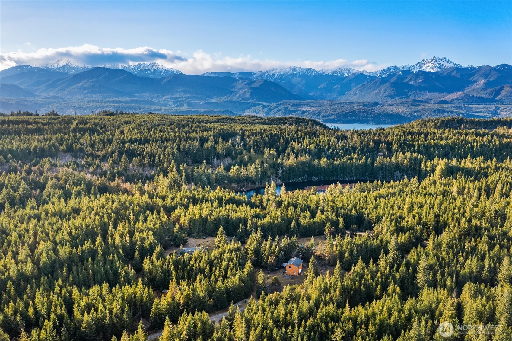 13611 W Ludvick Lake Drive , Seabeck, WA 98380