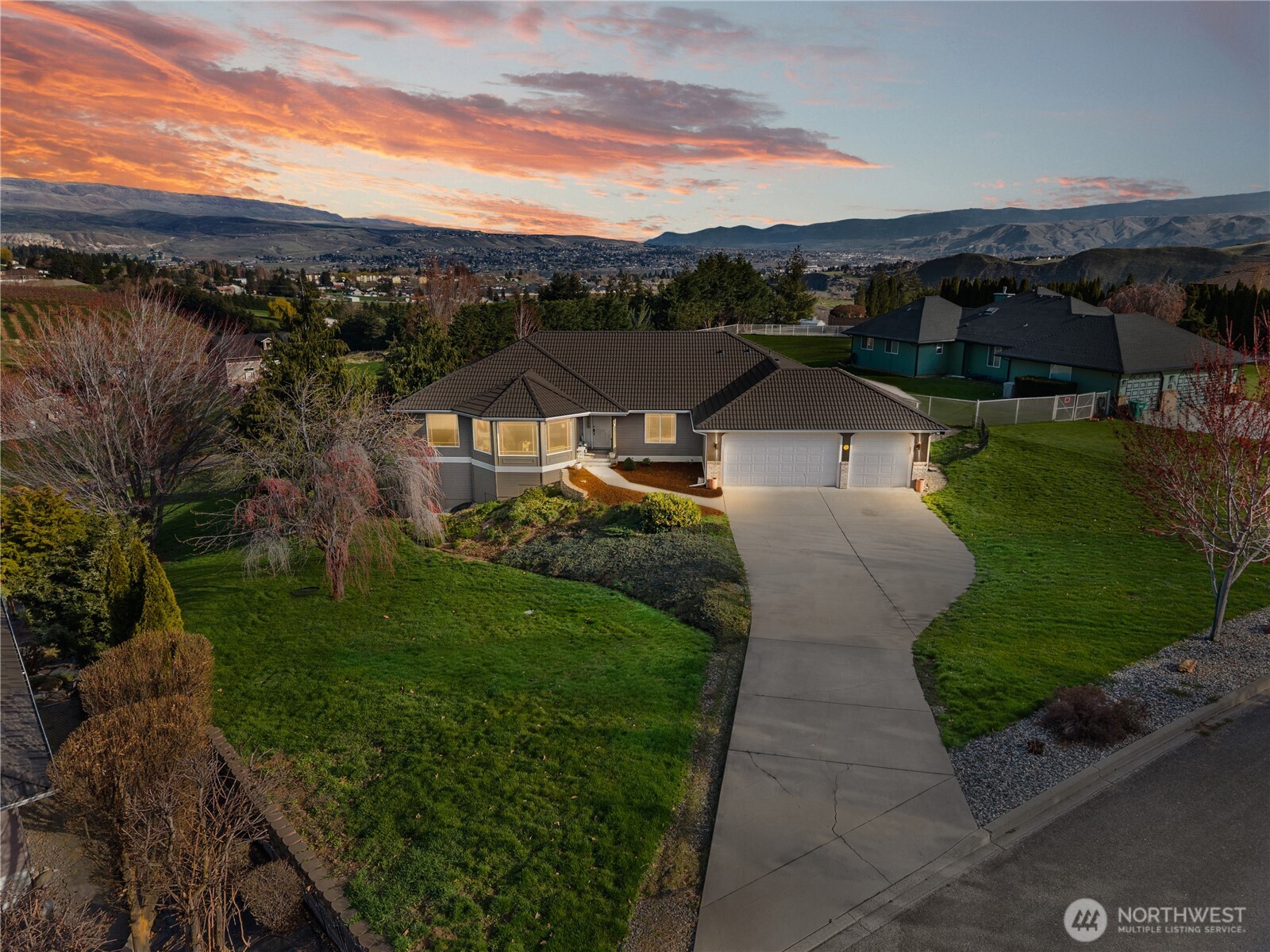 3555 Westridge Place , Wenatchee, WA 98801