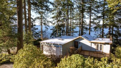 3155 Fox Spit Road , Langley, WA 98260