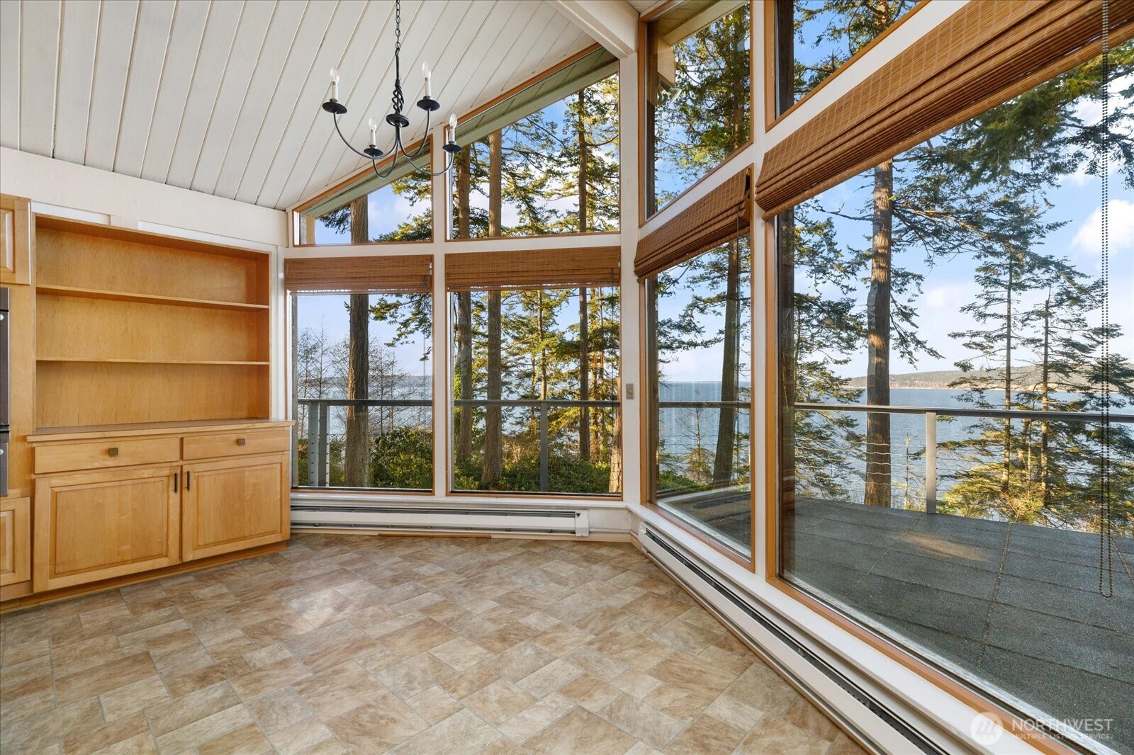 3155 Fox Spit Road , Langley, WA 98260