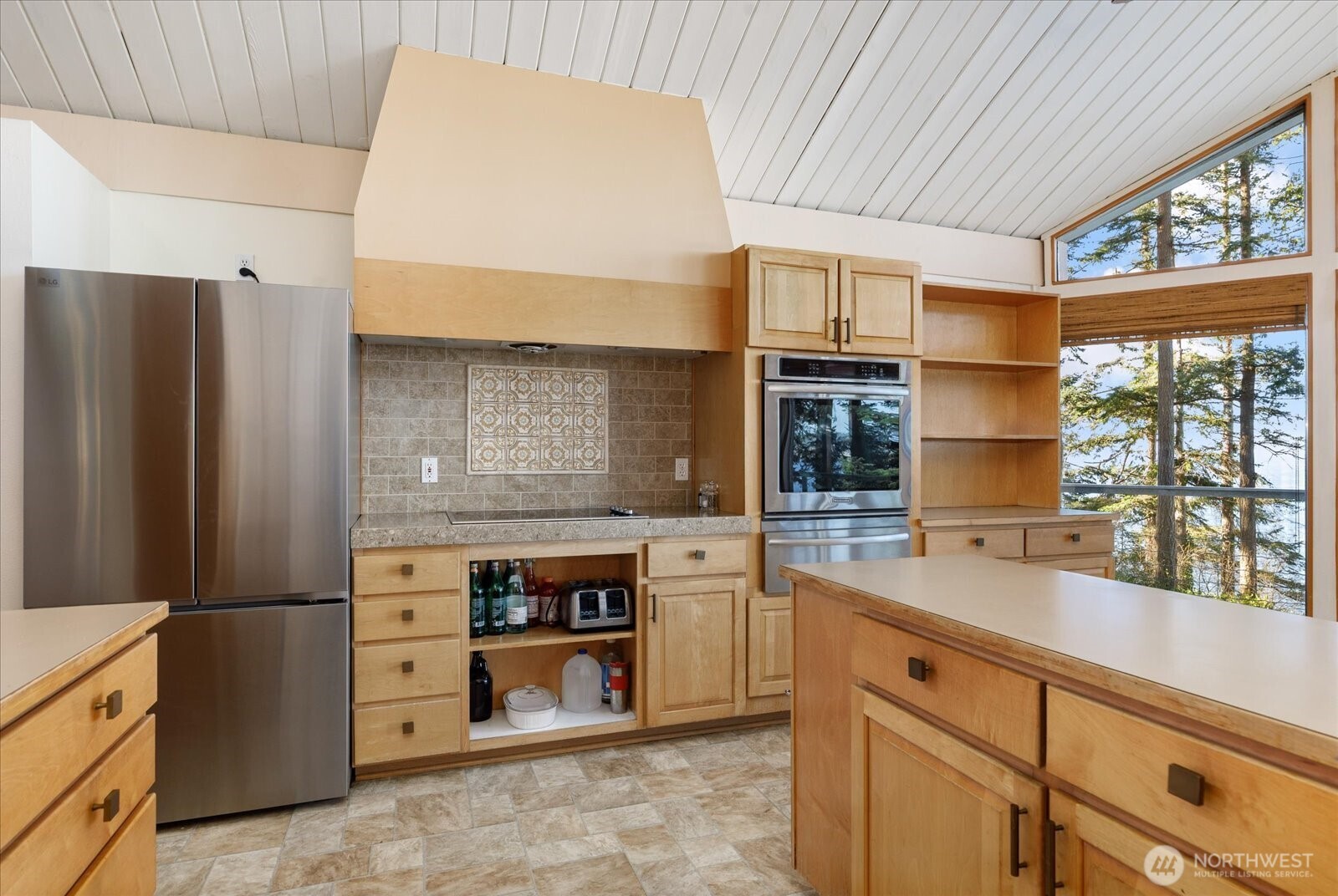 3155 Fox Spit Road , Langley, WA 98260