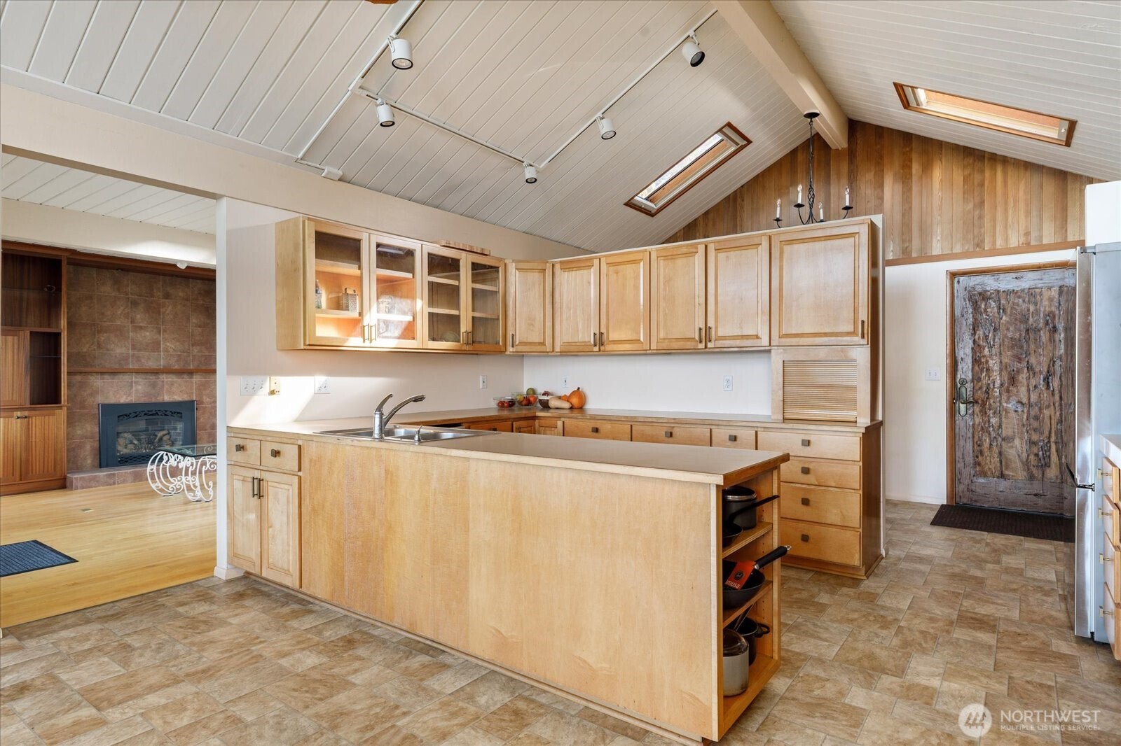 3155 Fox Spit Road , Langley, WA 98260