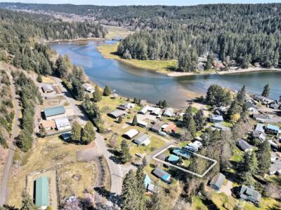 30 NE Brook Place , Tahuya, WA 98588 - Photo 2