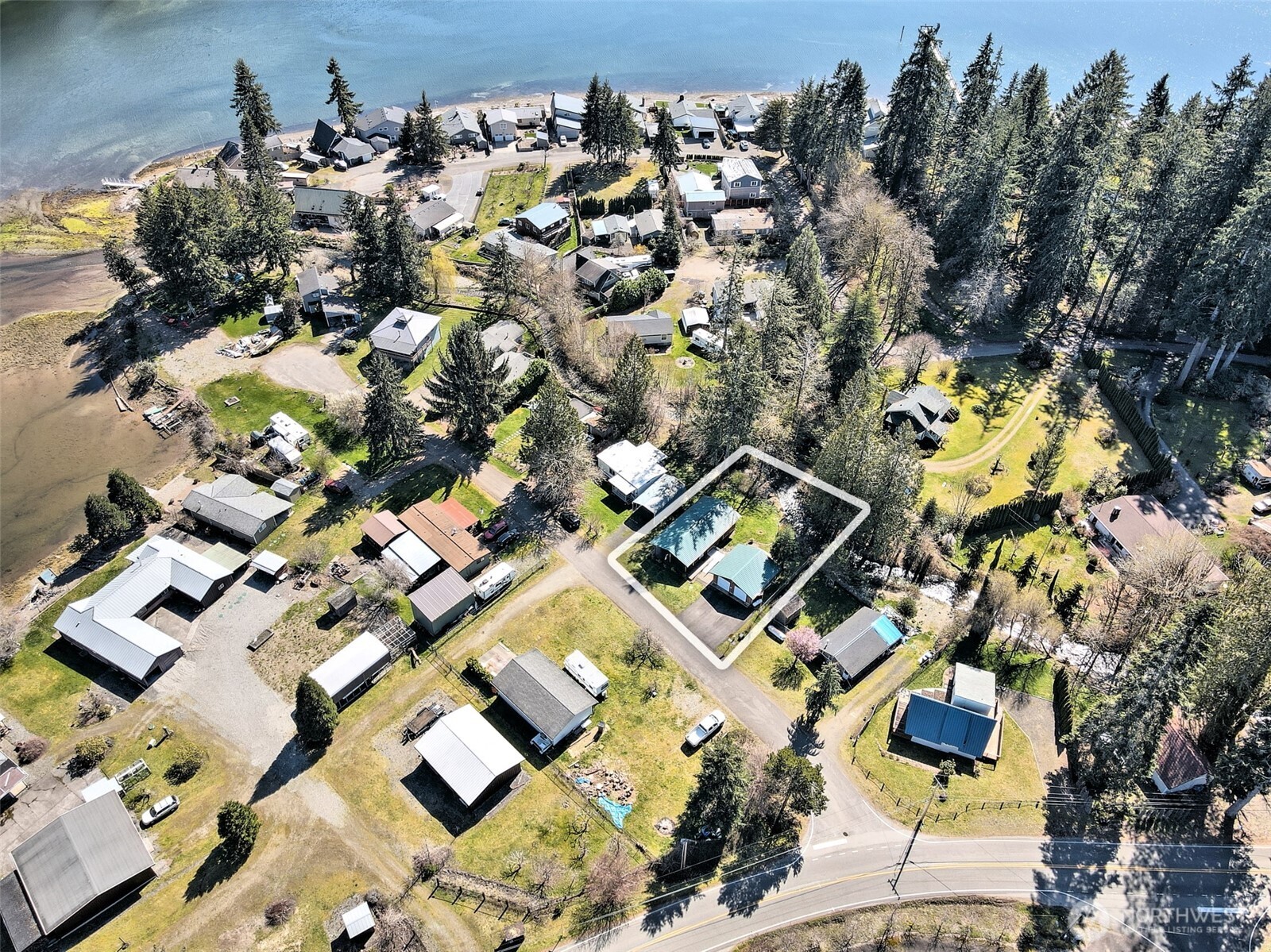 30 NE Brook Place , Tahuya, WA 98588