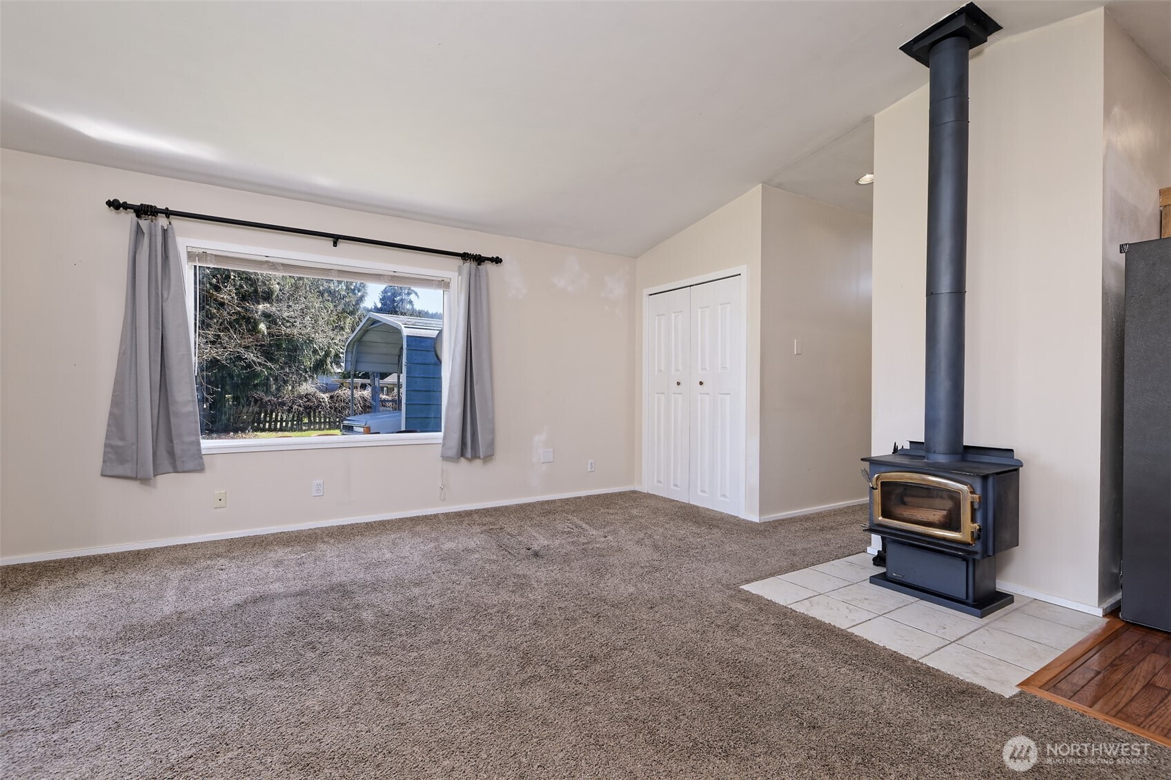 30 NE Brook Place , Tahuya, WA 98588