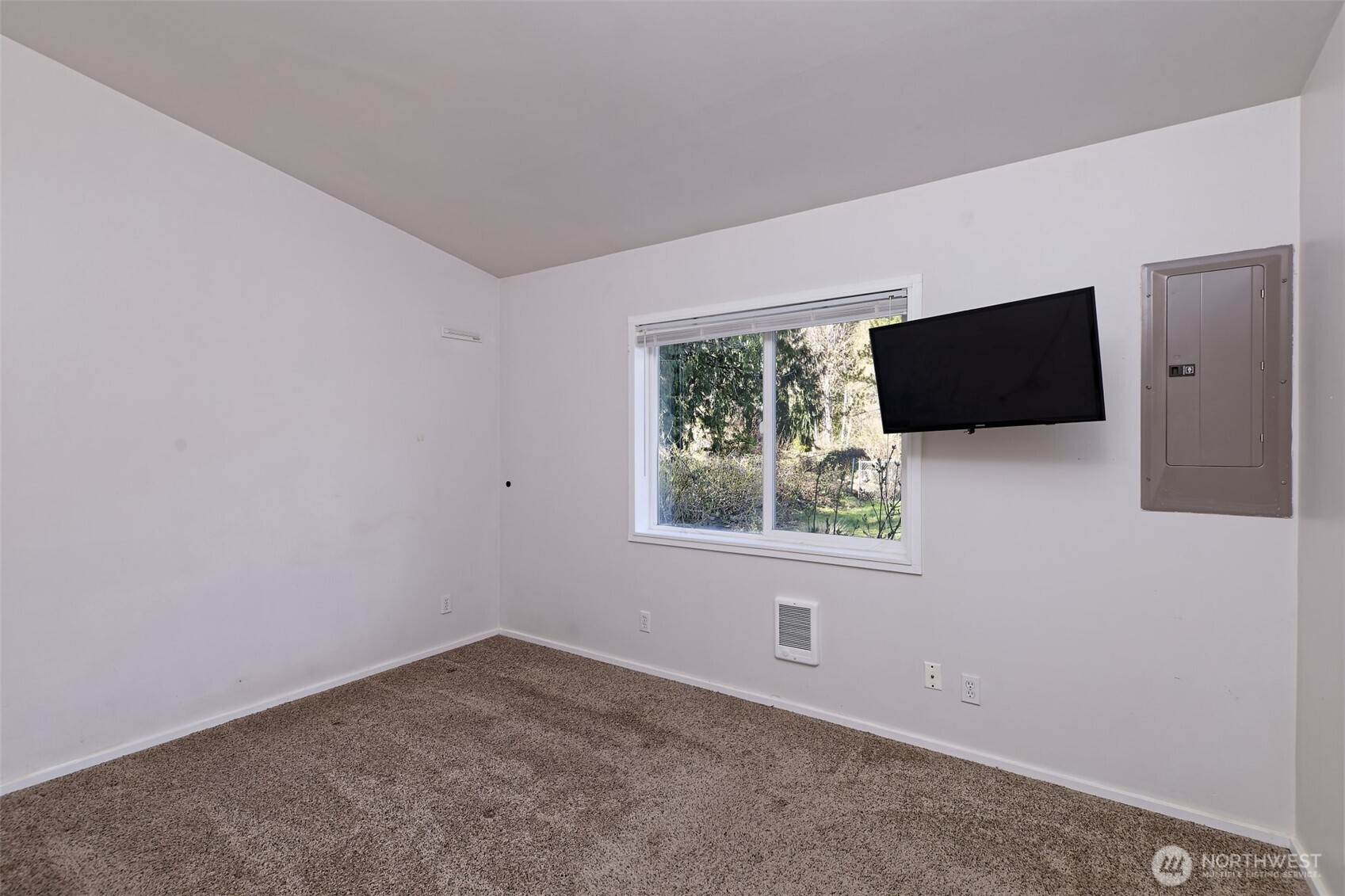 30 NE Brook Place , Tahuya, WA 98588