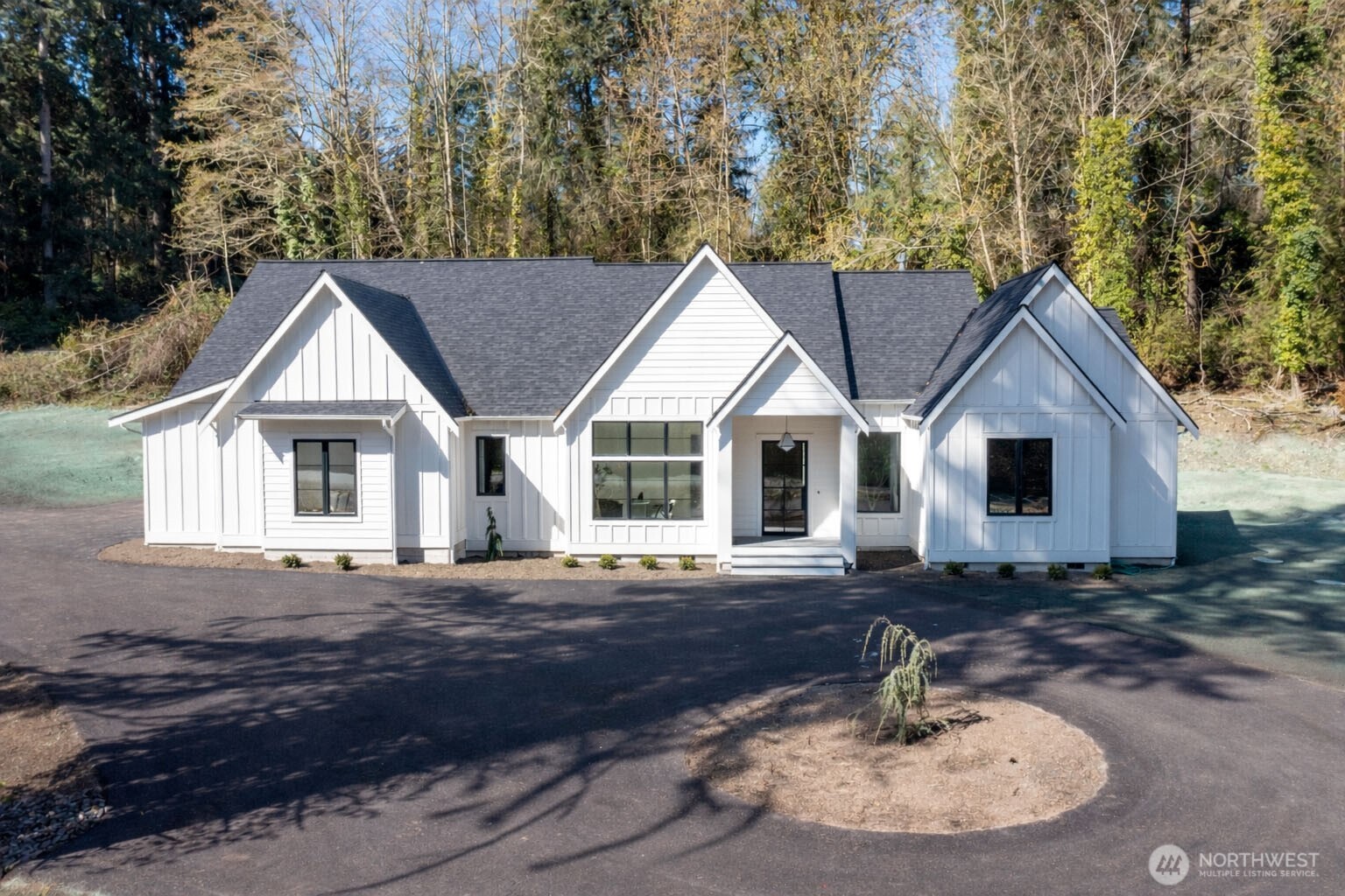 275 Island Boulevard , Fox Island, WA 98333