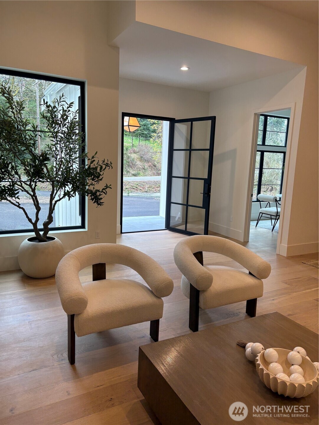 275 Island Boulevard , Fox Island, WA 98333