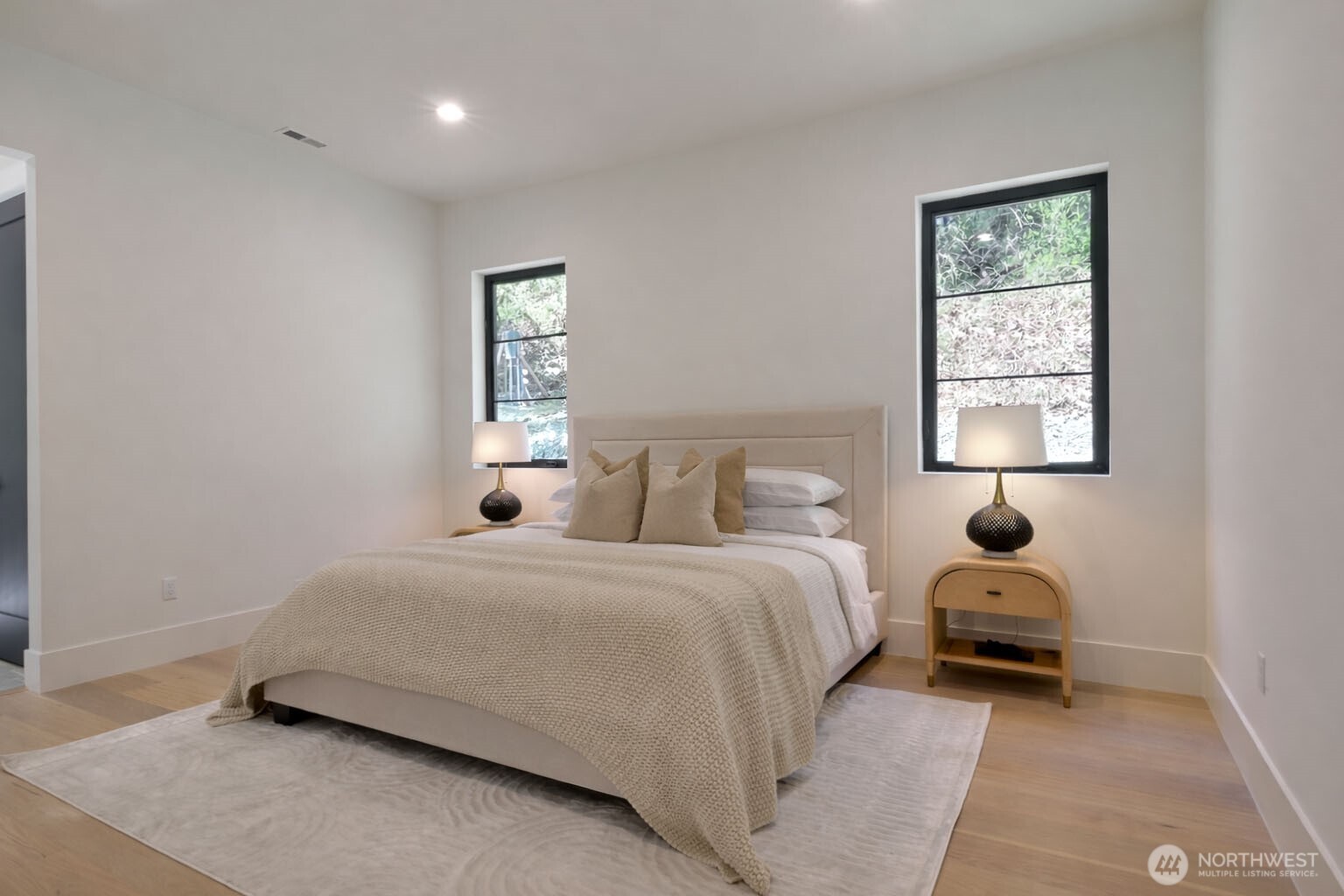 275 Island Boulevard , Fox Island, WA 98333