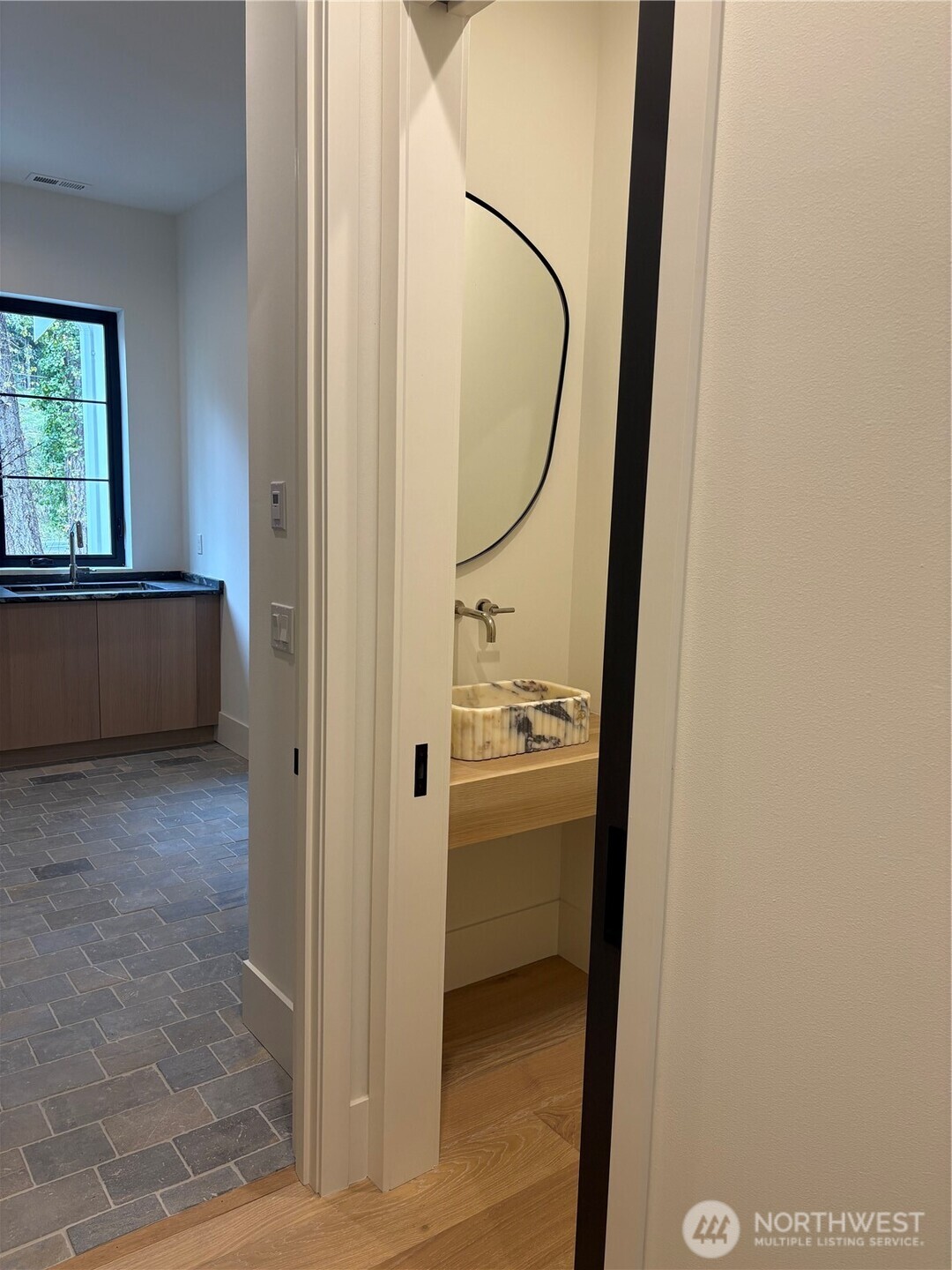 275 Island Boulevard , Fox Island, WA 98333