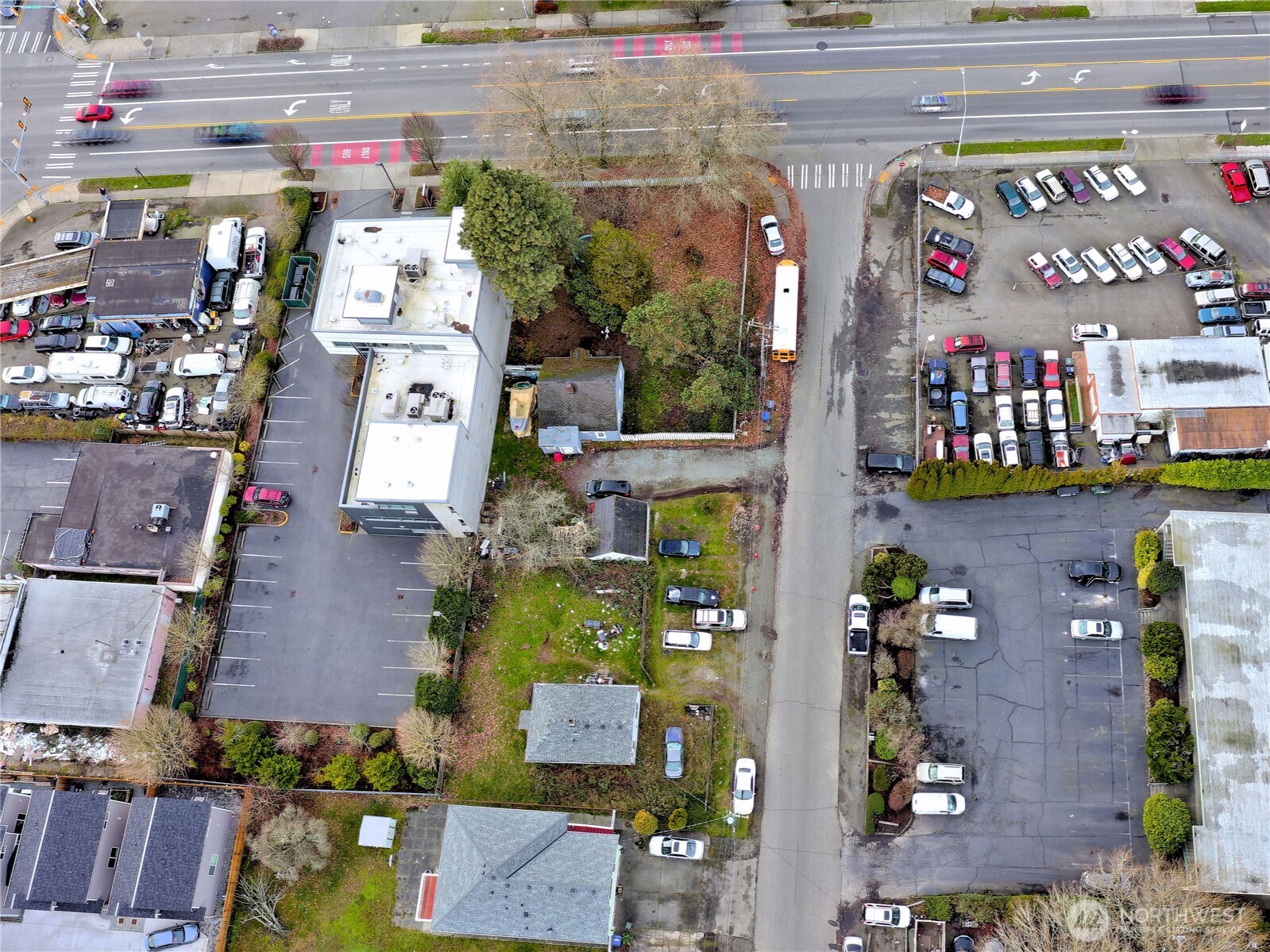 13502 Ambaum Boulevard SW, Burien, WA 98146