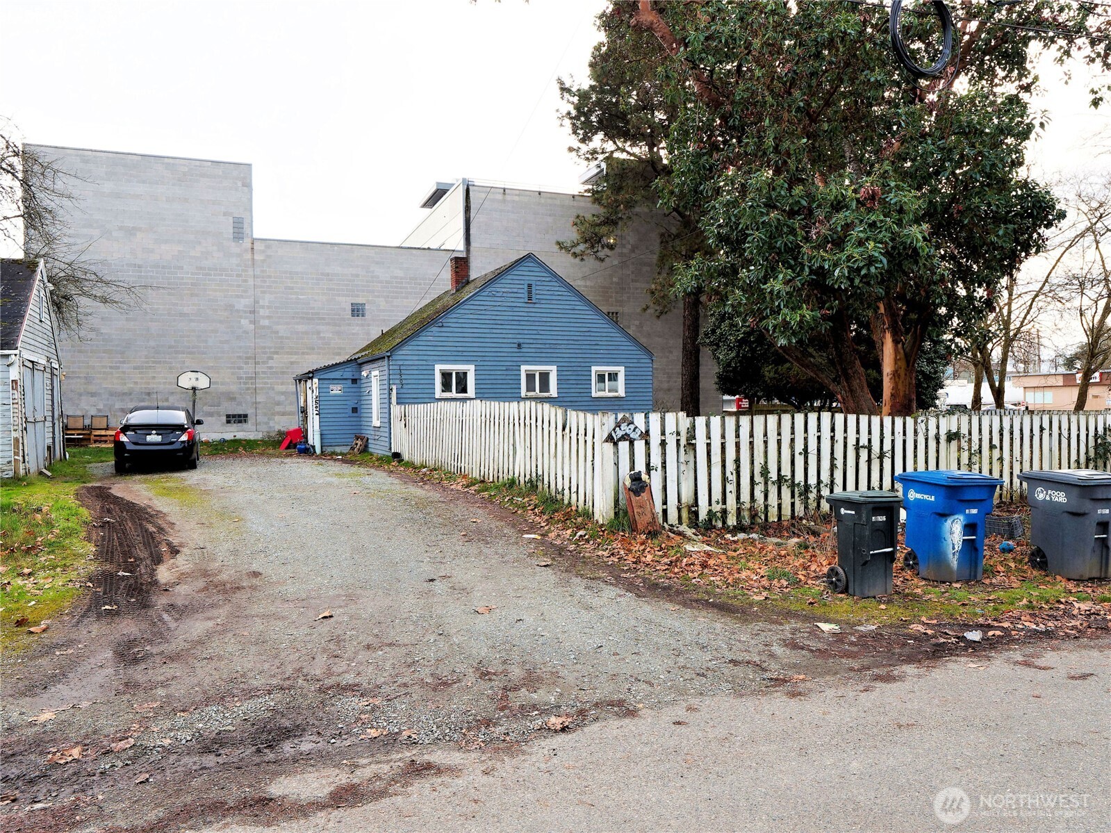 13502 Ambaum Boulevard SW, Burien, WA 98146