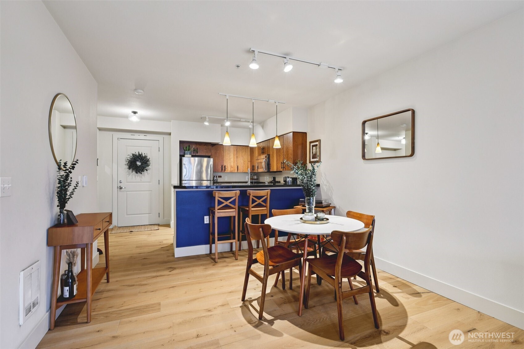 5650 24th Avenue NW #206, Seattle, WA 98107