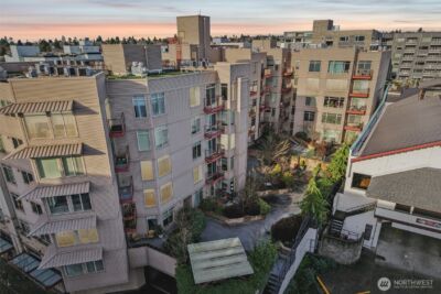 5650 24th Avenue NW #206, Seattle, WA 98107 - Photo 32