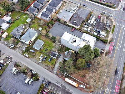 13502 Ambaum Boulevard SW, Burien, WA 98146